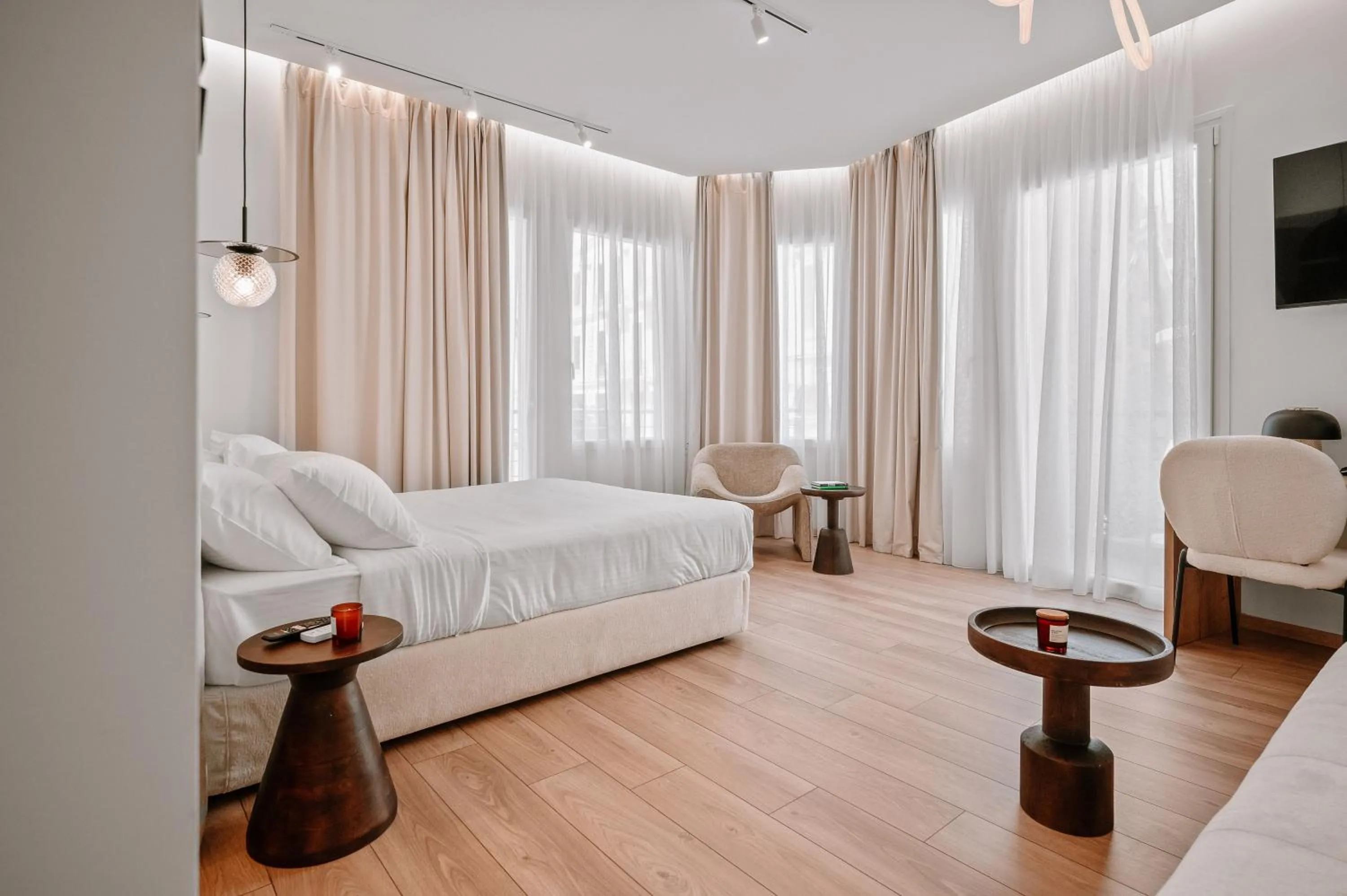 Bed in Plānis Str Urban Suites by Semavί