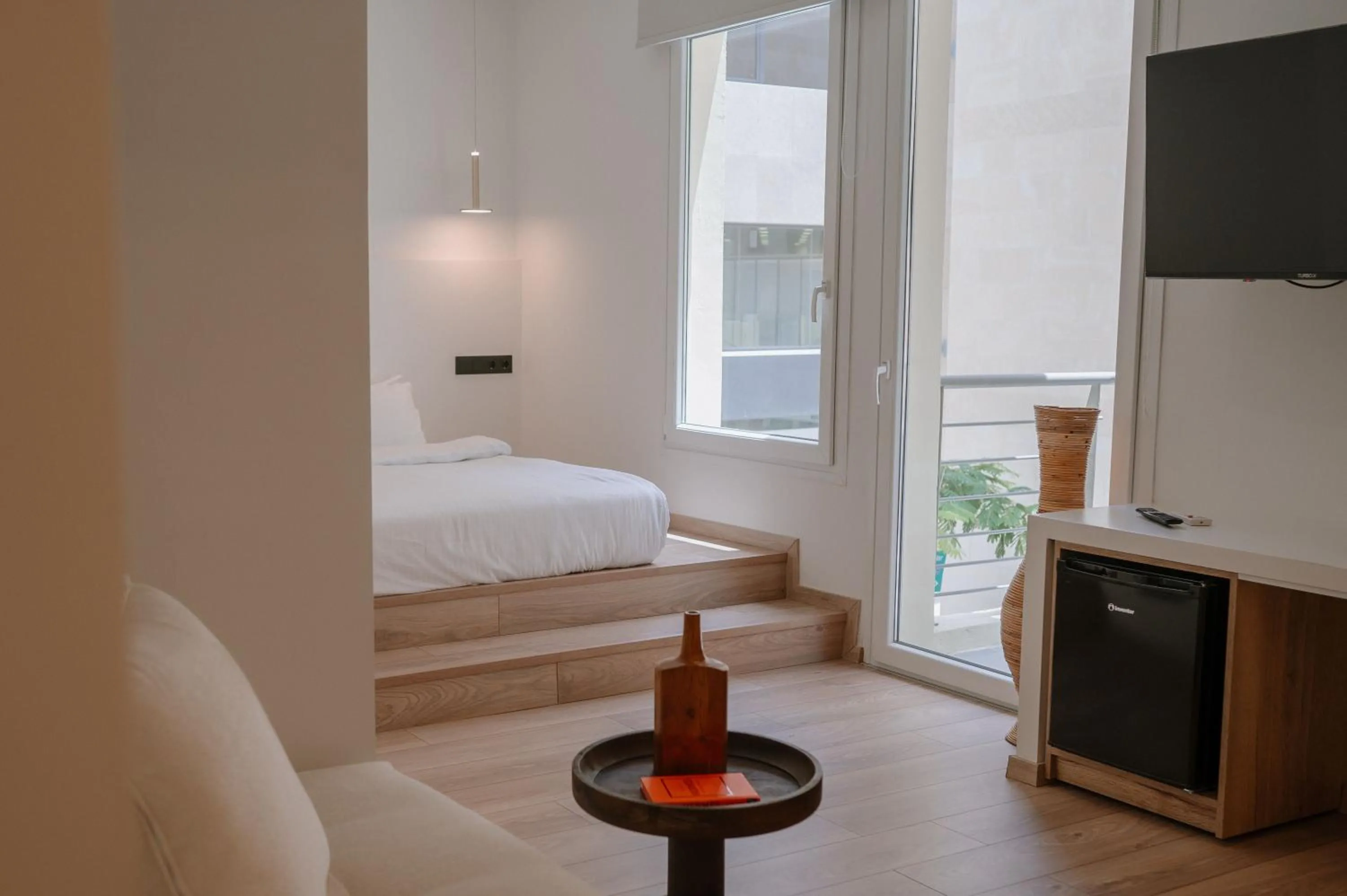 Bed in Plānis Str Urban Suites by Semavί
