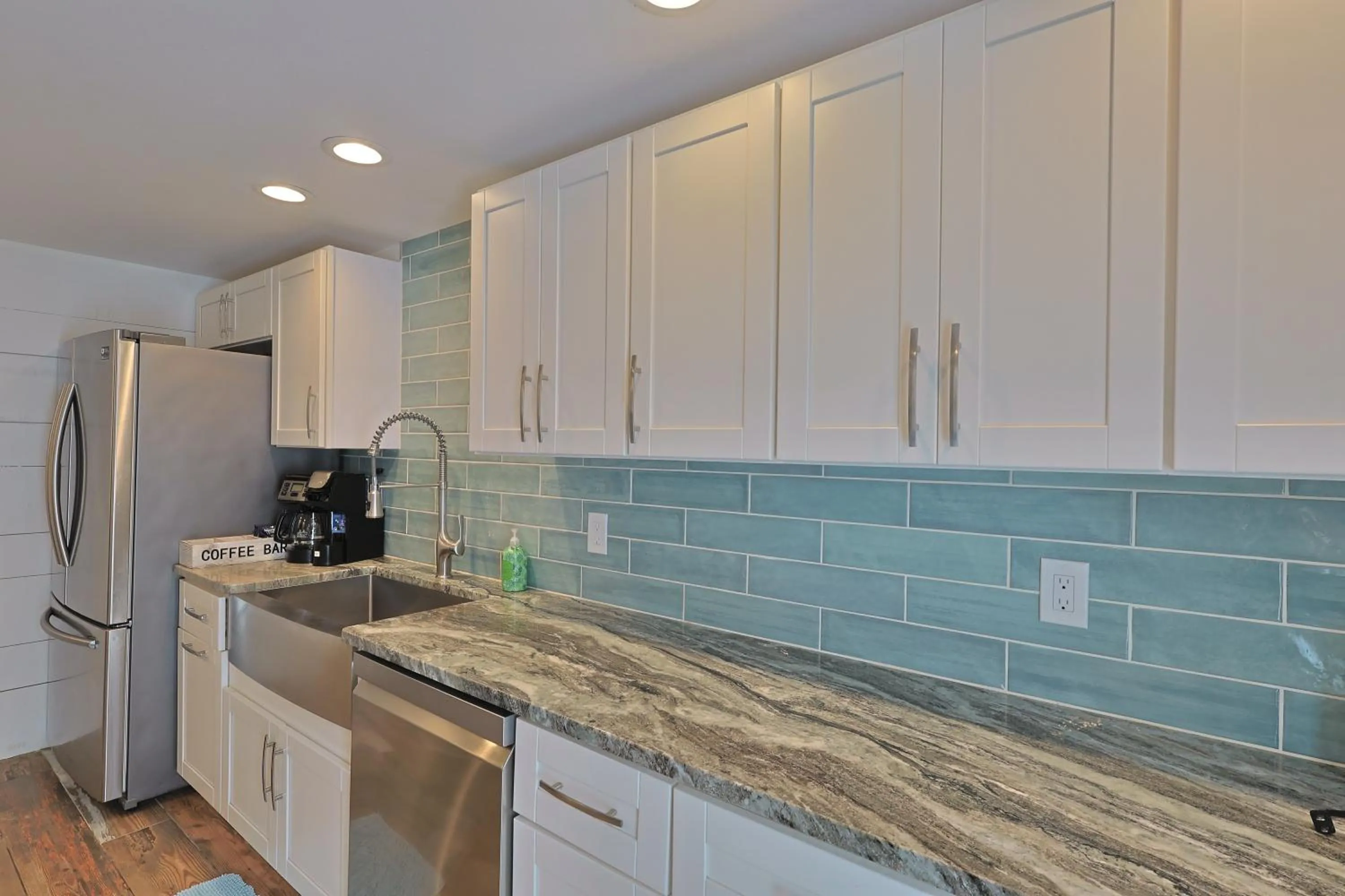 Kitchen or kitchenette in The Inn on Siesta Key