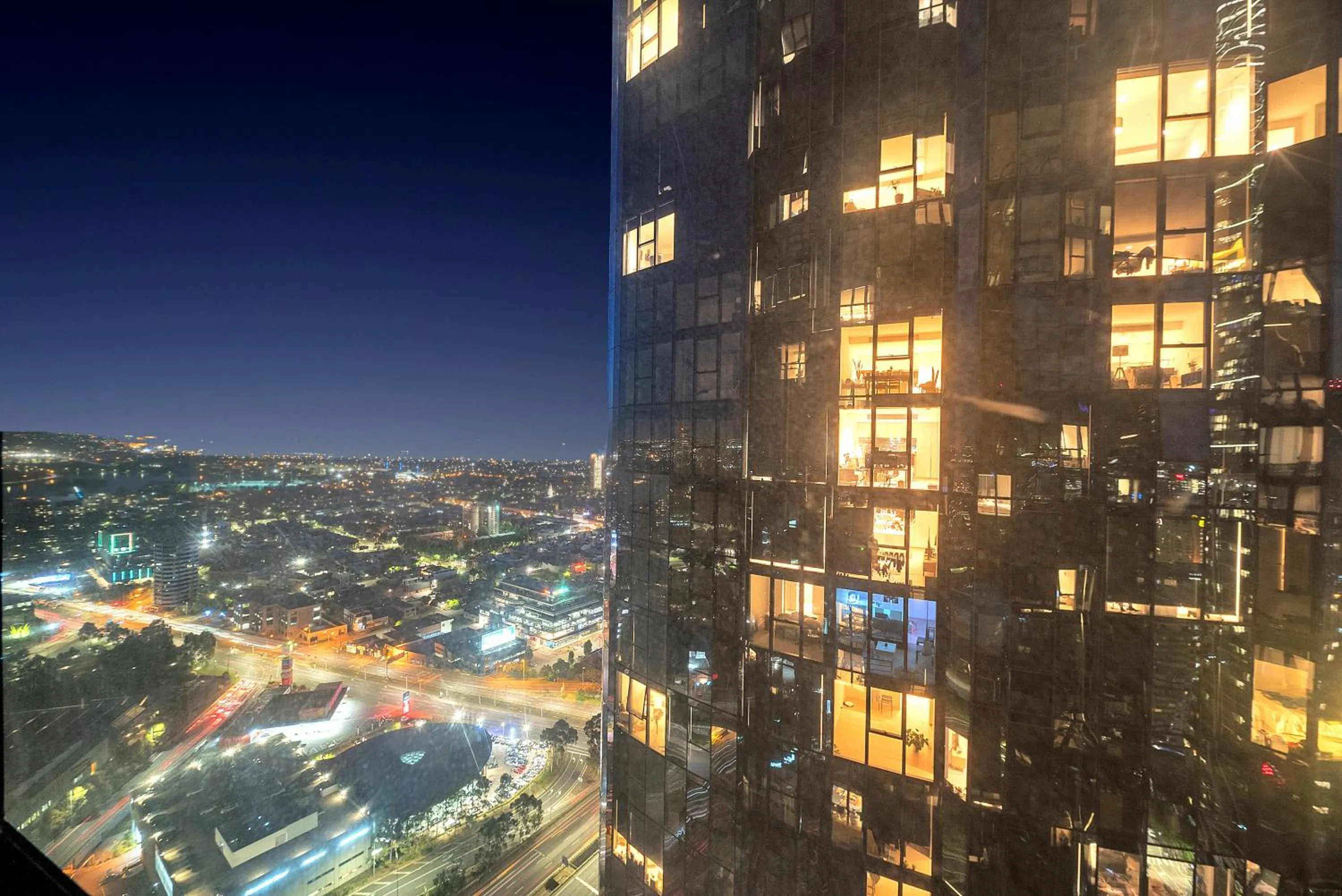 Night in Melbourne Square Apartments