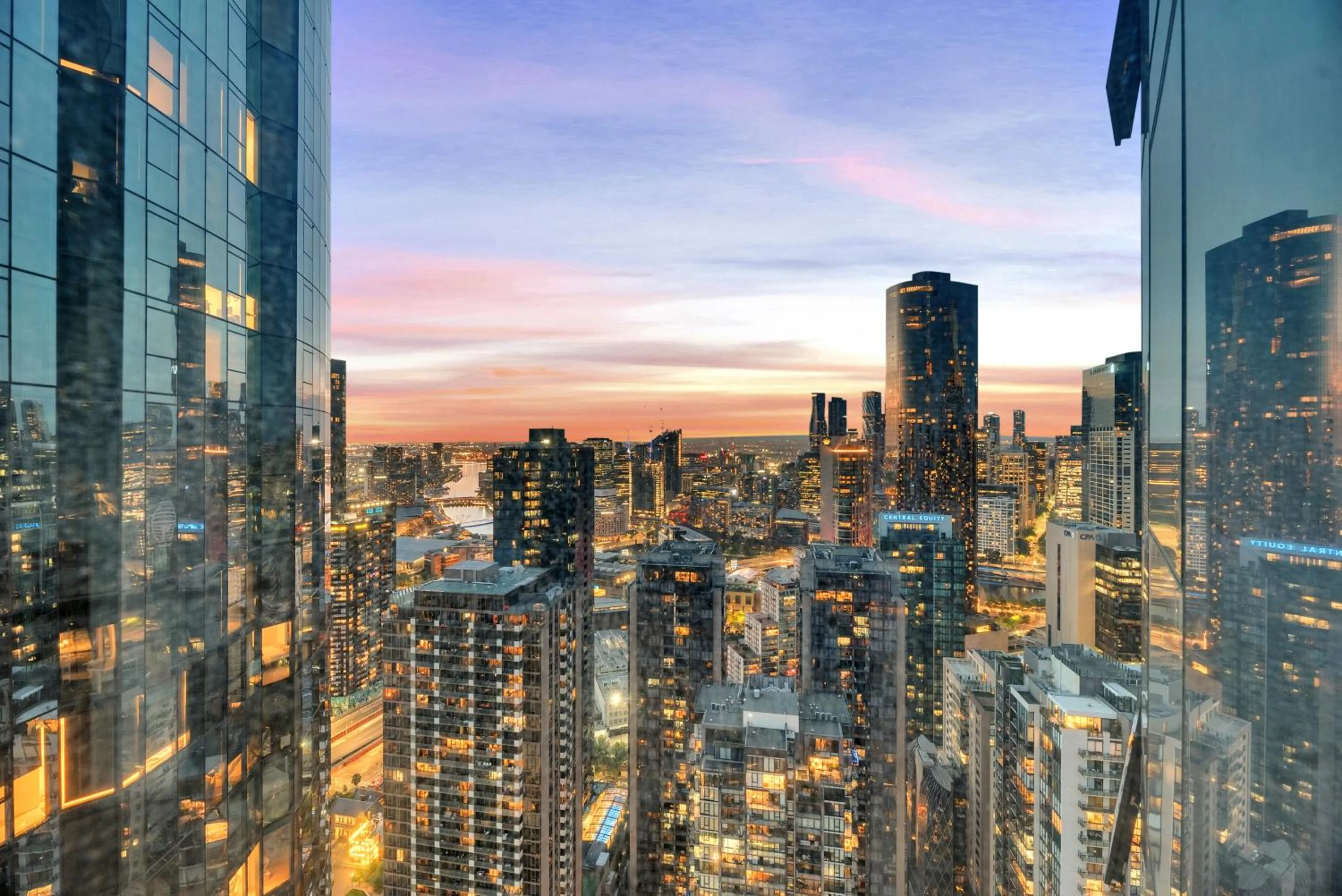 City view in Melbourne Square Apartments