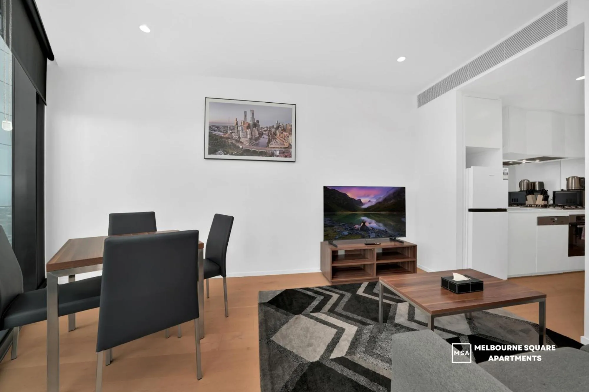 2 Bedroom 2 Bathroom Premier Apartment in Melbourne Square Apartments