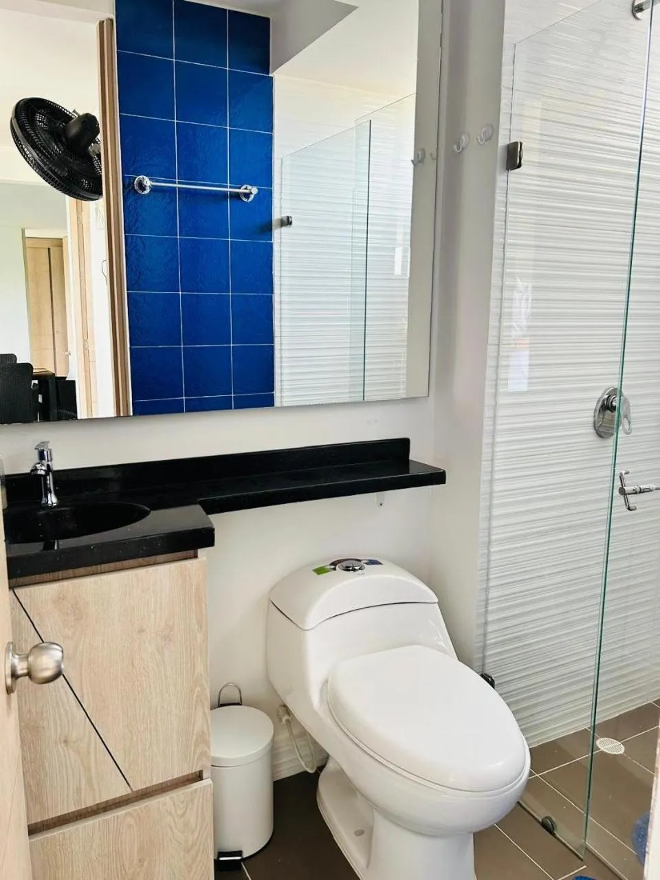 Hermoso apartamento en Ricaurte C/MARCA