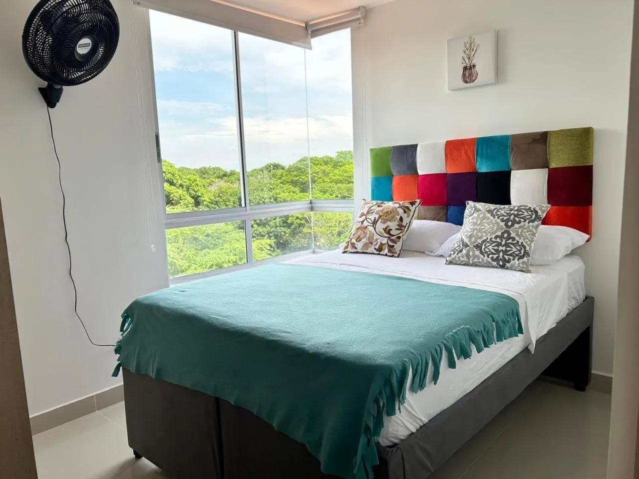 Hermoso apartamento en Ricaurte C/MARCA