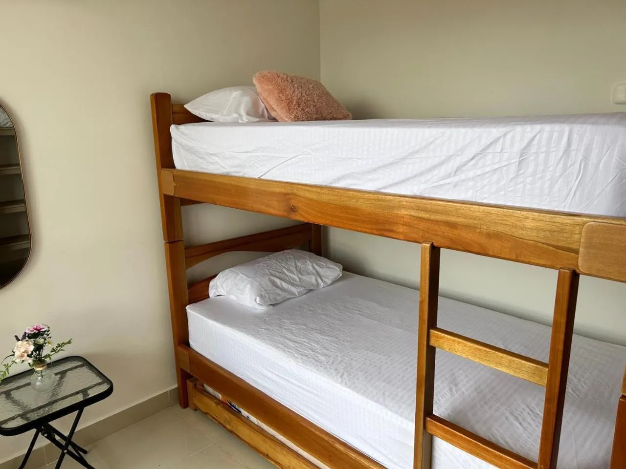 Hermoso apartamento en Ricaurte C/MARCA