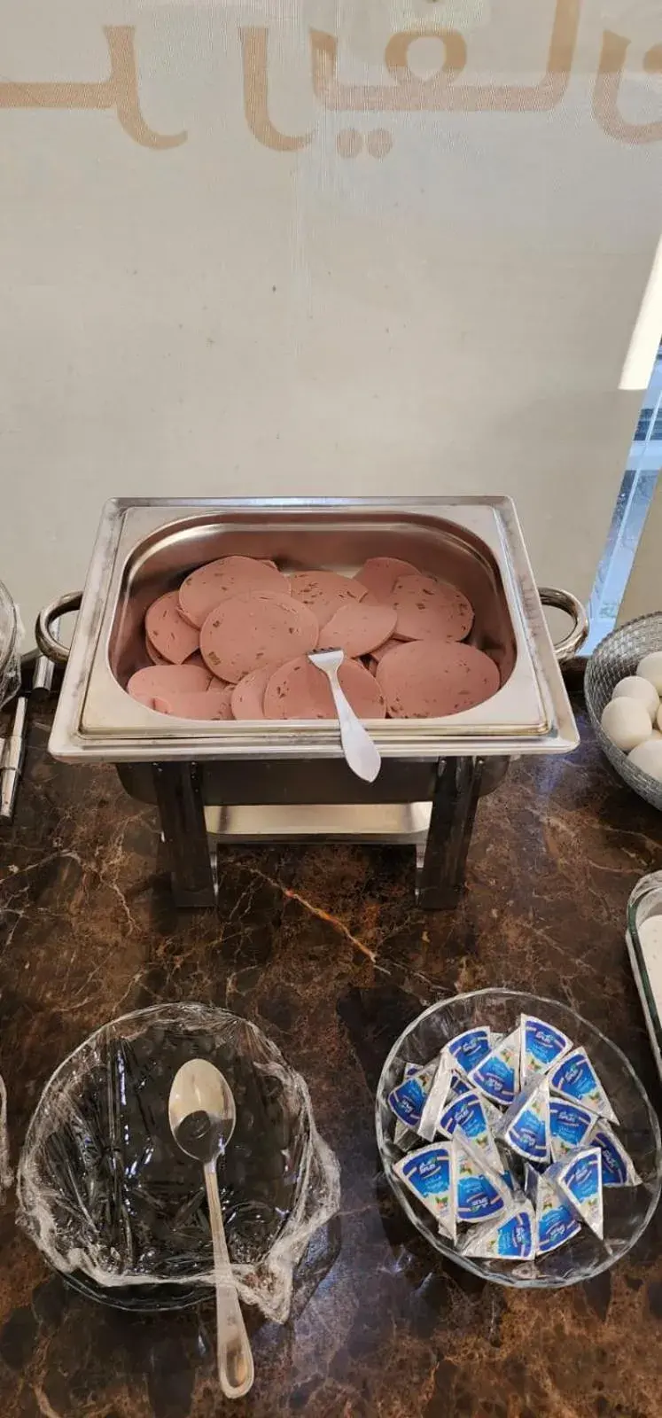 Restaurant/places to eat in قصر ريفان للشقق المخدومة Restaurant/places to eat in قصر ريفان للشقق المخدومة