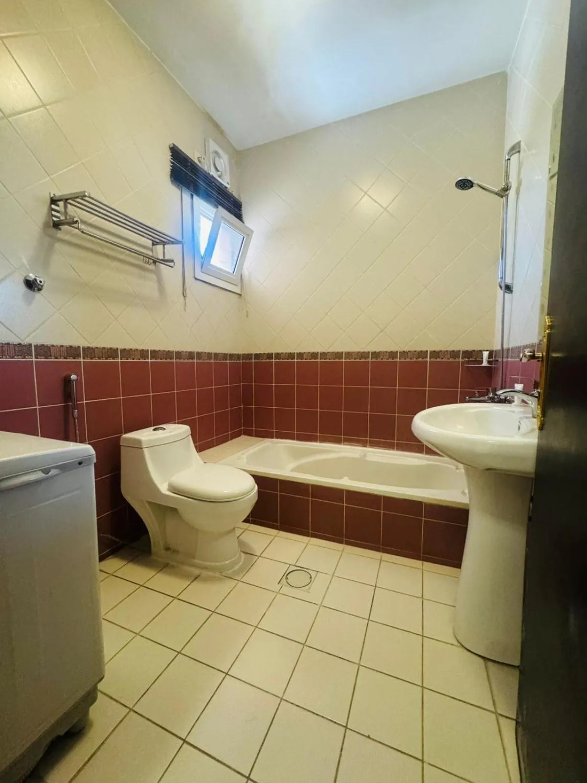 Bathroom in Lamas Furnished Units