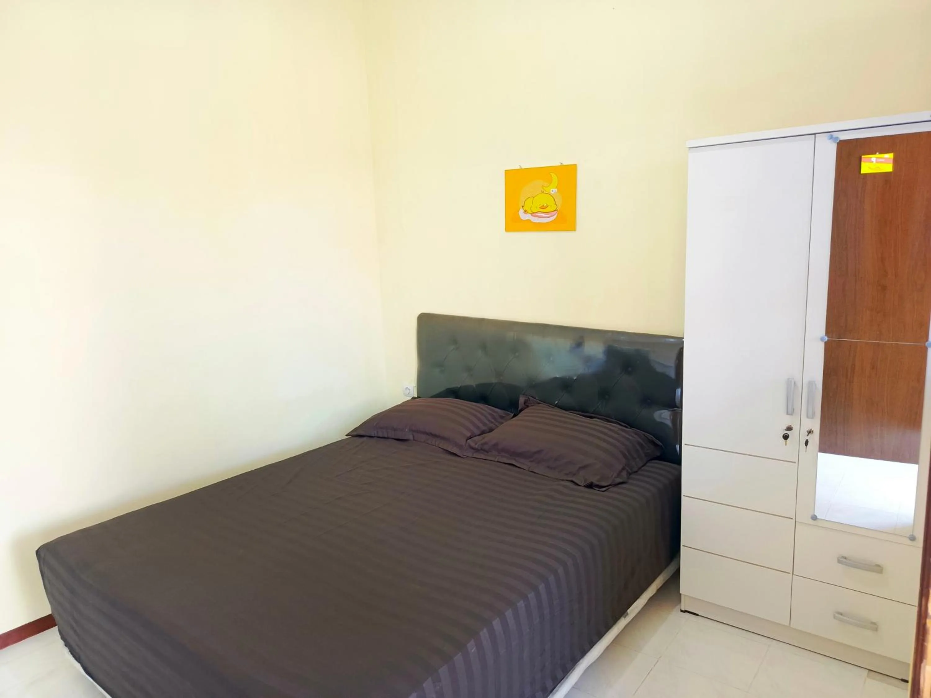 Bed in Bebek Kuning Residence