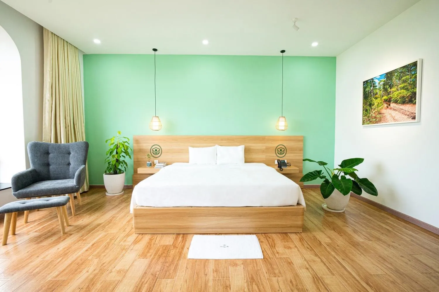 Bed in VinaEcolife Lodge