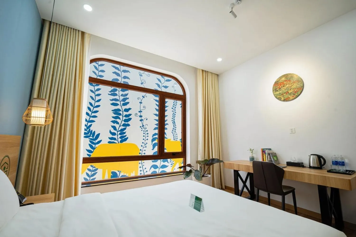 Bed in VinaEcolife Lodge