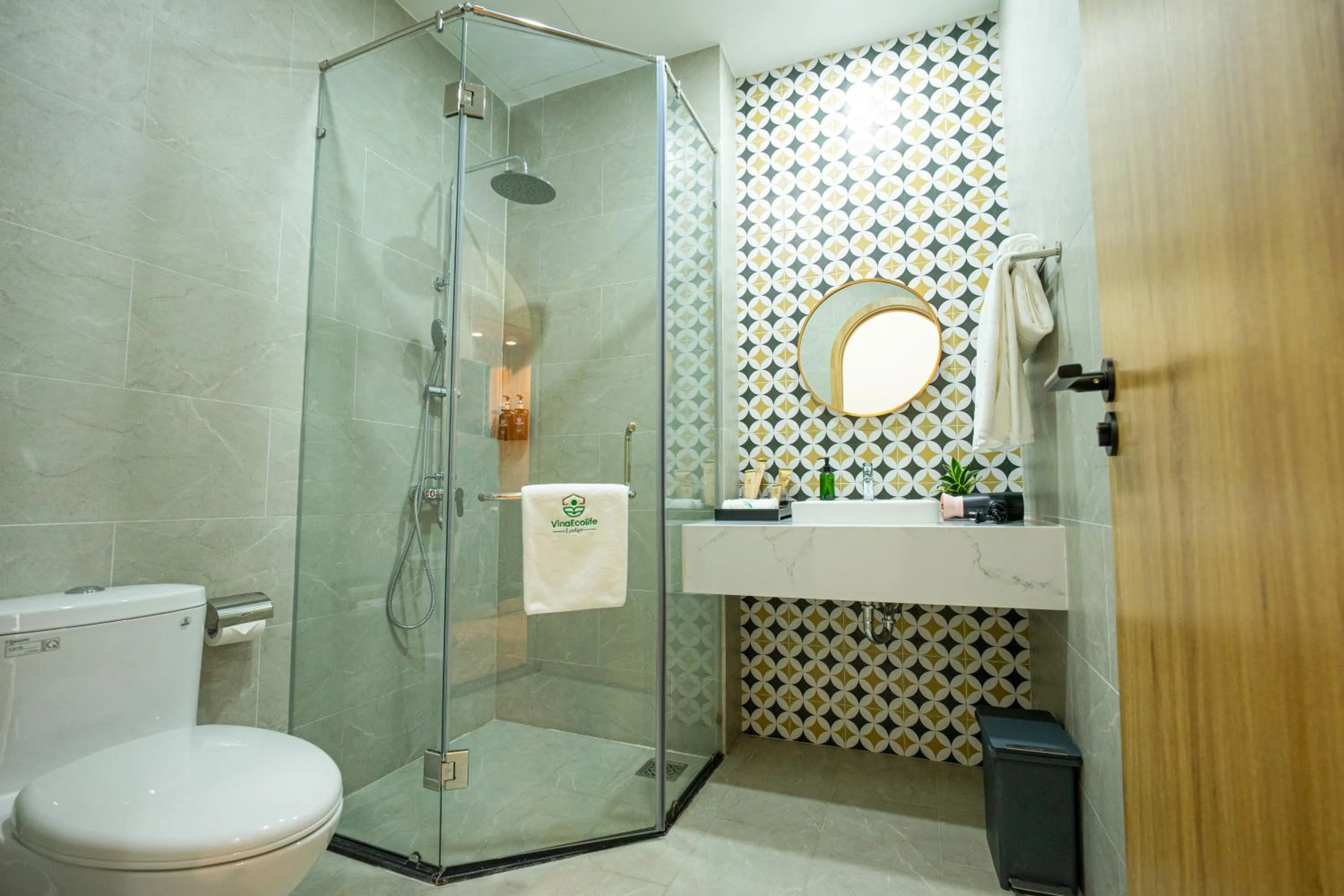 Bathroom in VinaEcolife Lodge