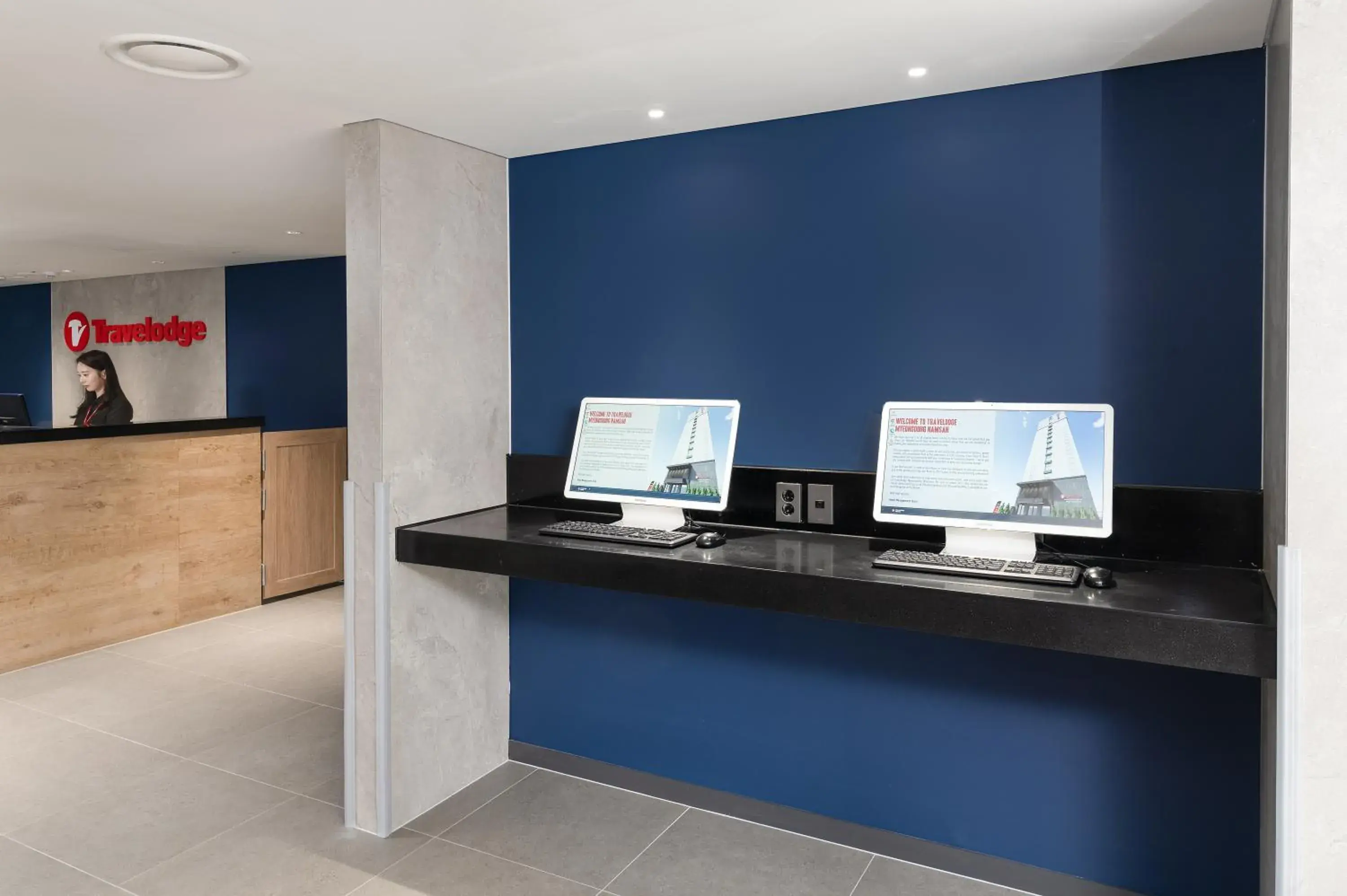 Lobby or reception in Travelodge Myeongdong Namsan Lobby or reception in Travelodge Myeongdong Namsan