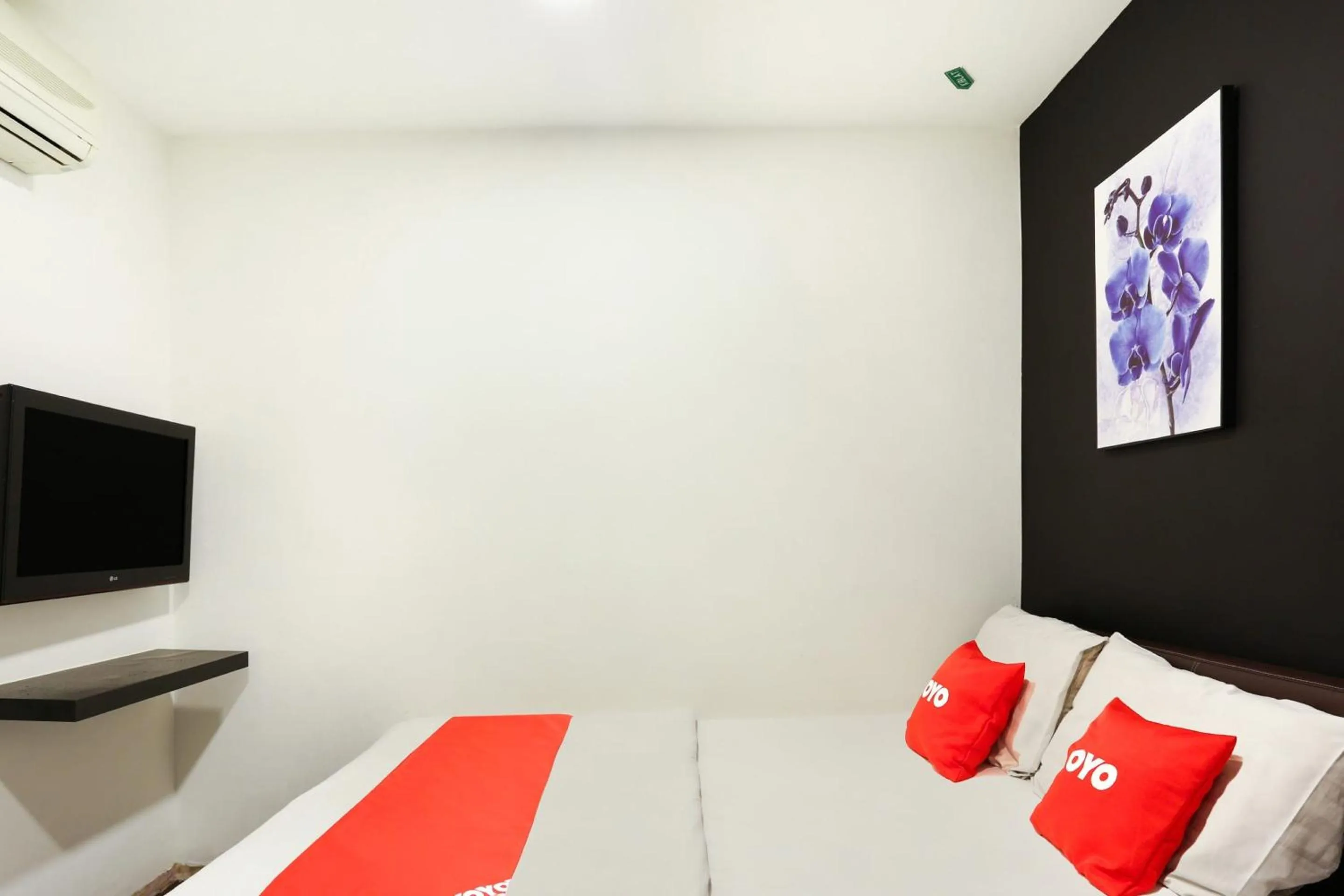 Bedroom, Bed in Hotel O Kl2f Rest & Go