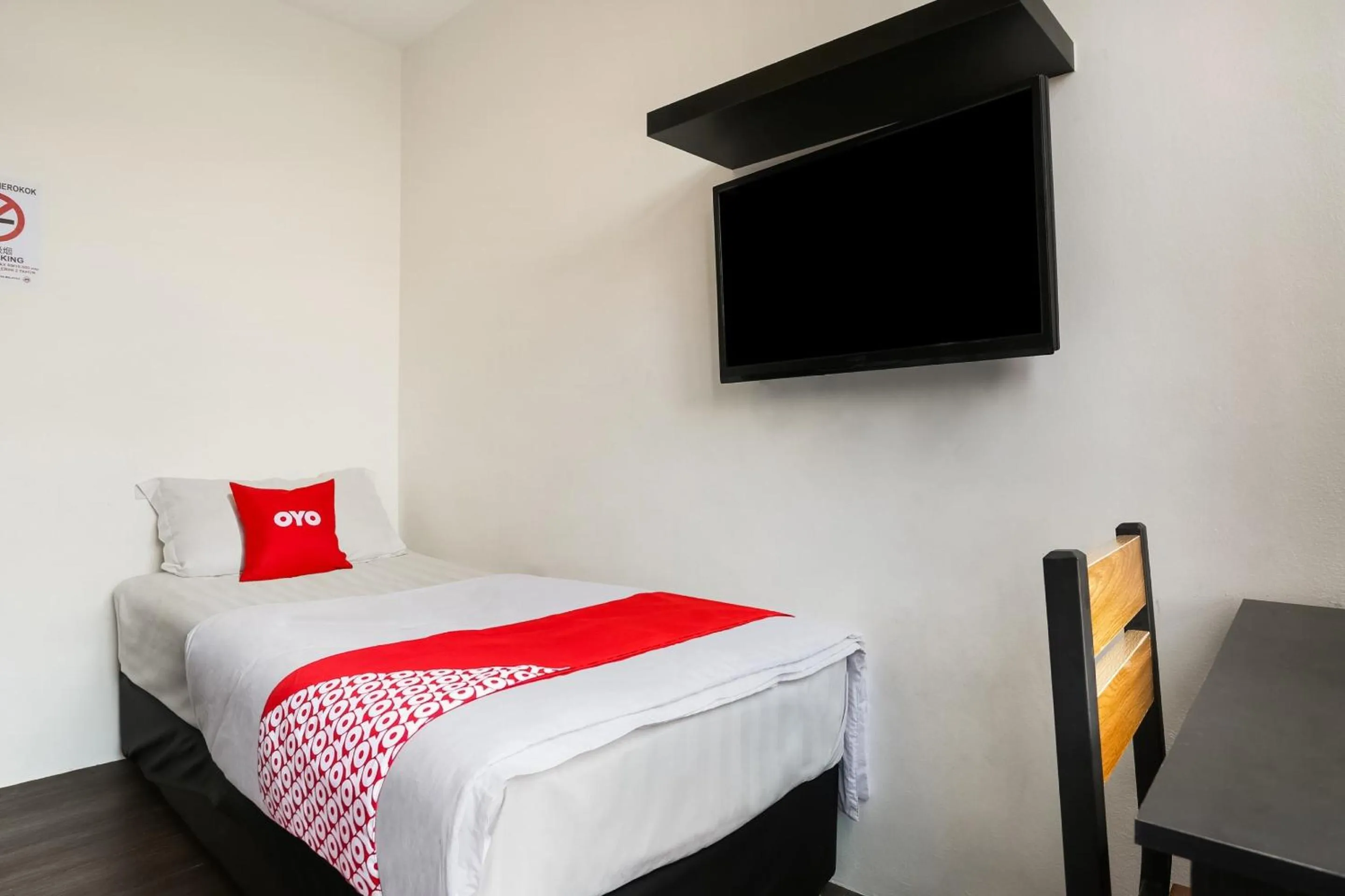 Bedroom, Bed in Hotel O Kl2f Rest & Go