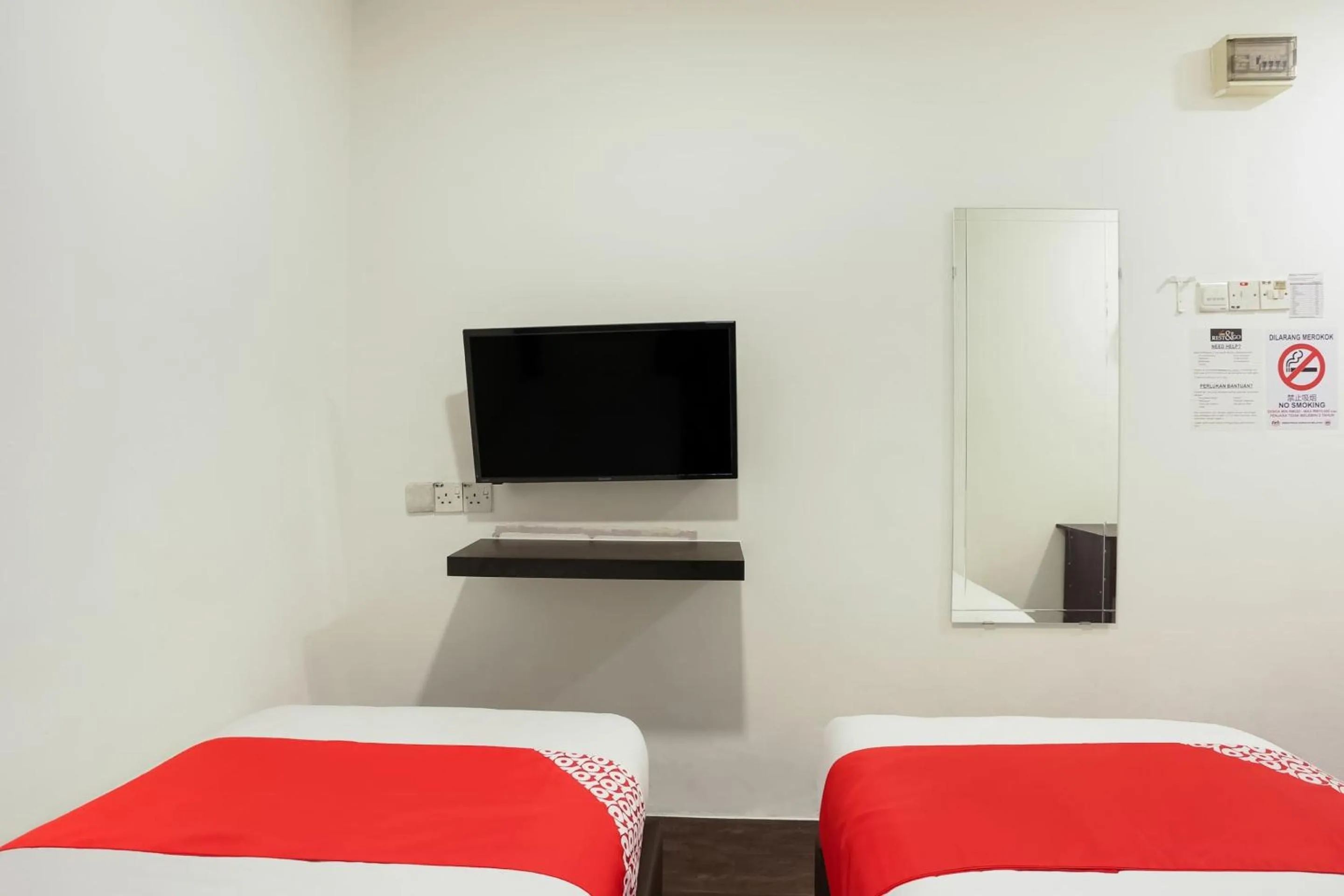 Bedroom, Bed in Hotel O Kl2f Rest & Go