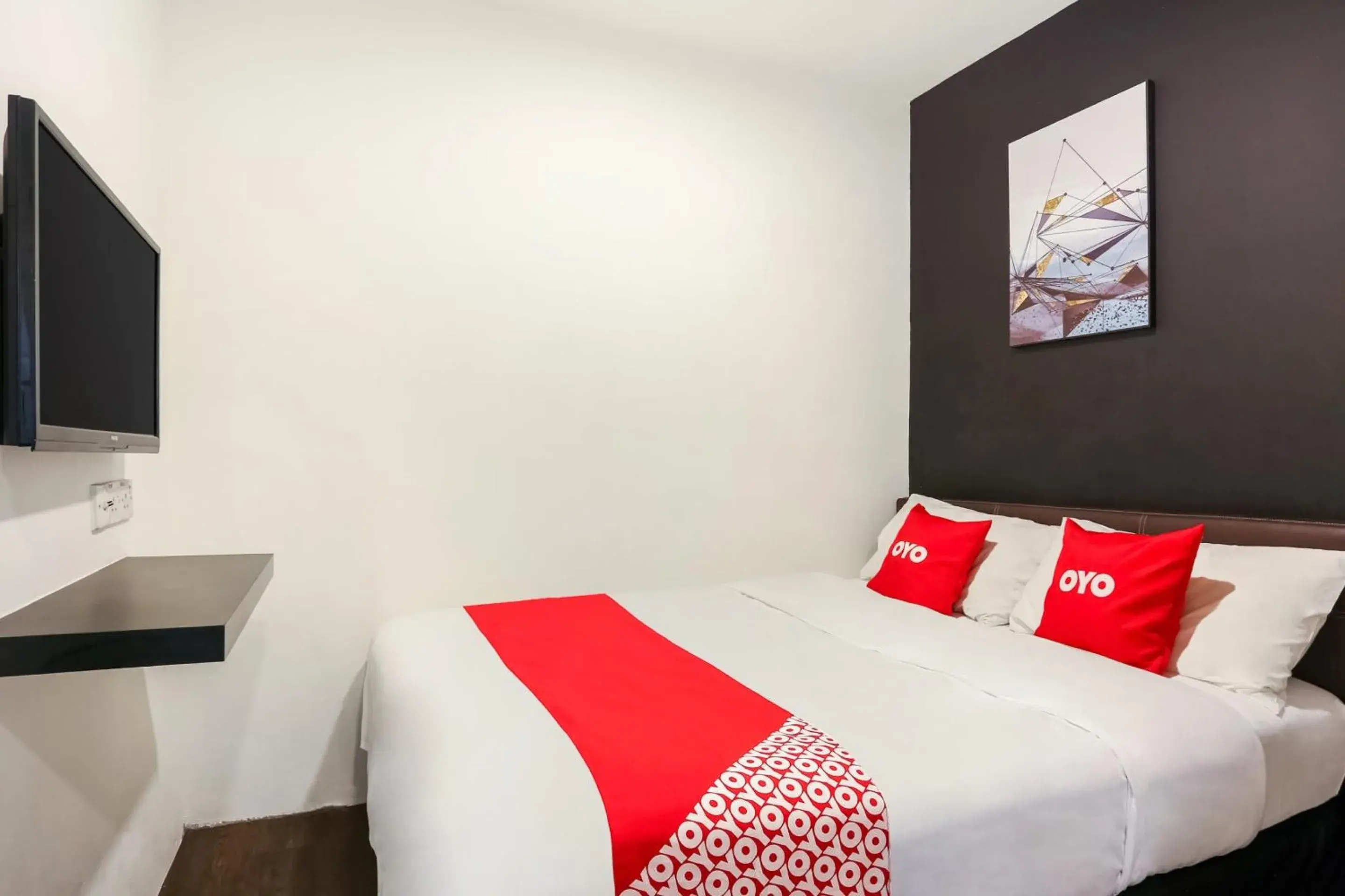 Standard Queen Room - single occupancy in Hotel O Kl2f Rest & Go Standard Queen Room - single occupancy in Hotel O Kl2f Rest & Go