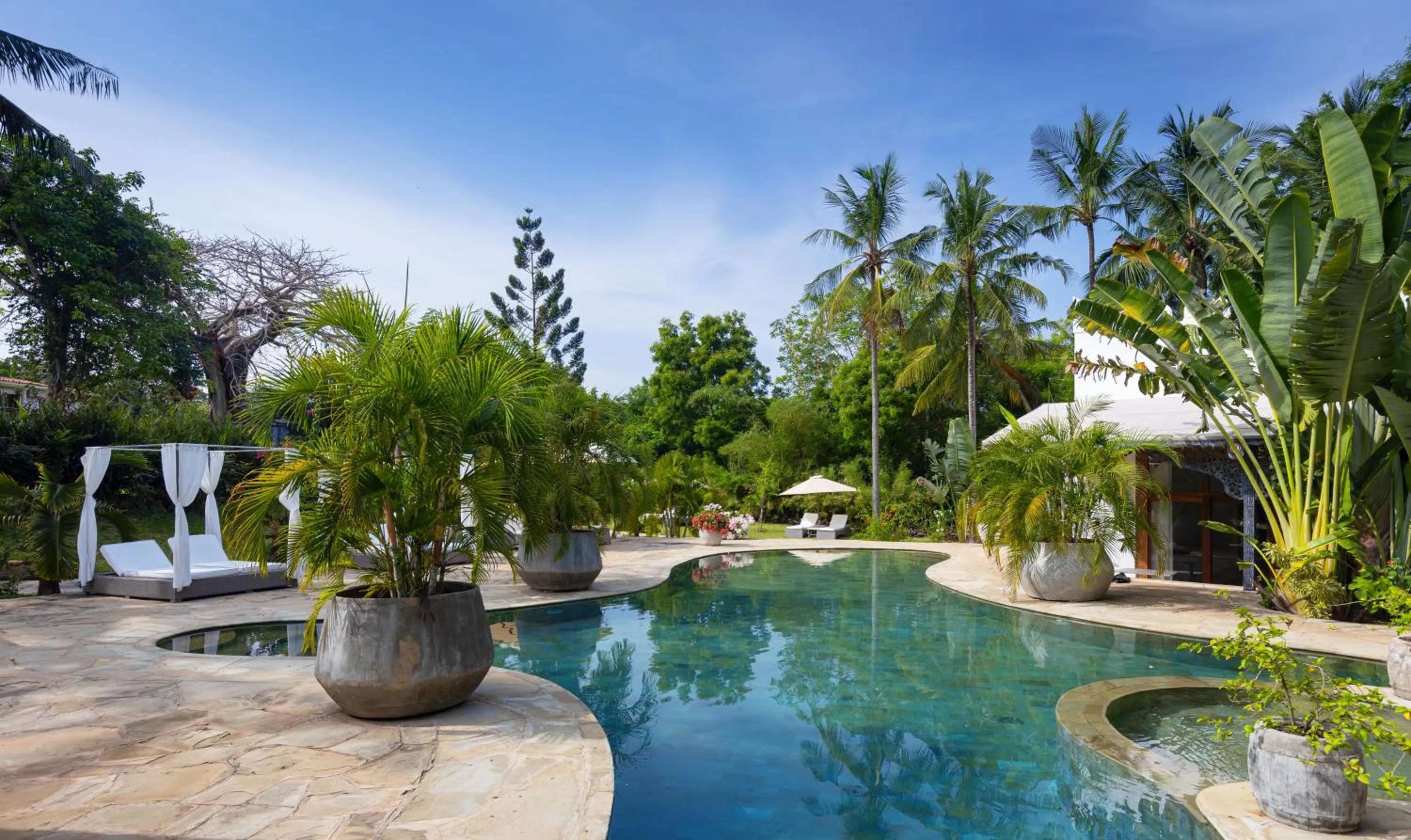 Swimming pool in Lazy Days