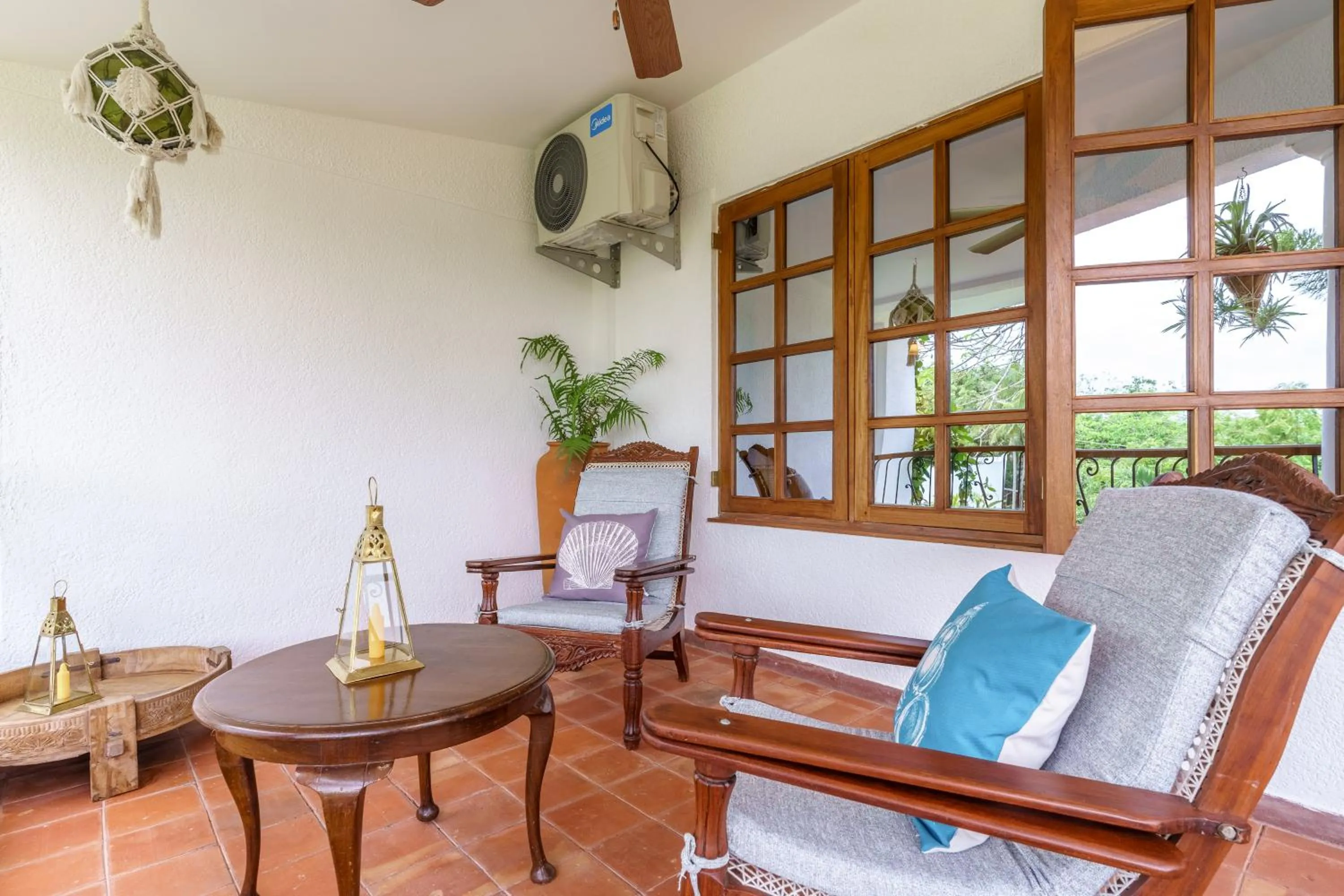 Seating area in Lazy Days