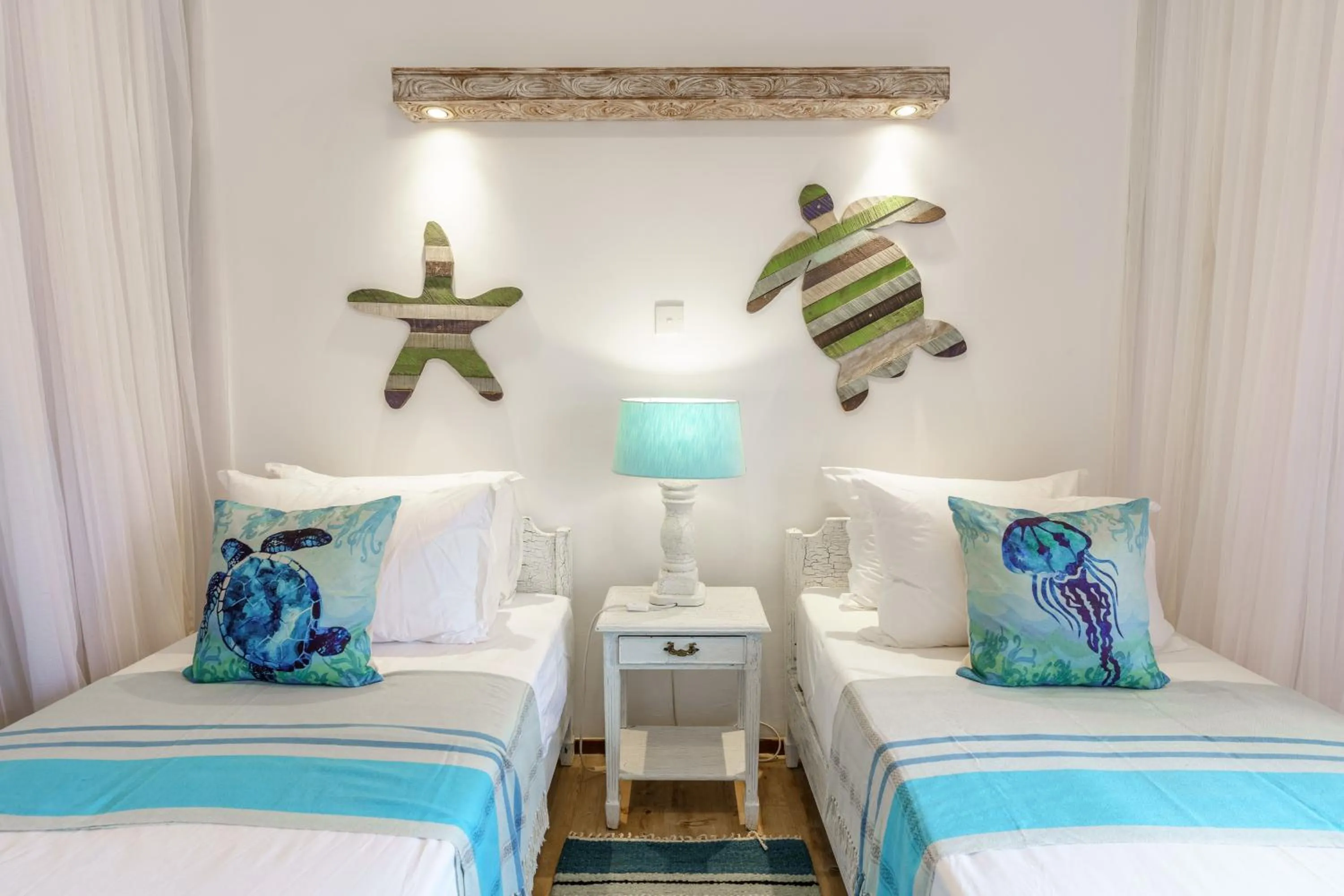 Bedroom, Bed in Lazy Days