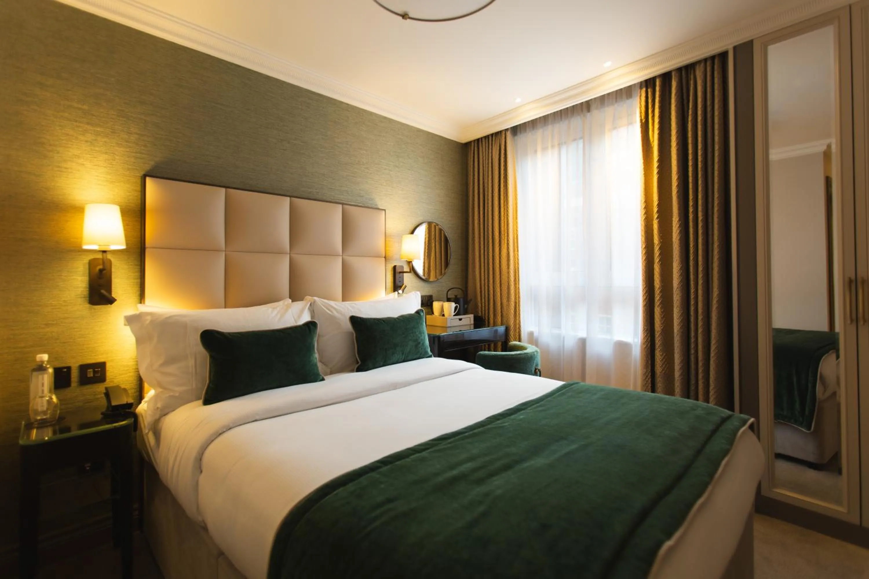 Bedroom, Bed in The Rathbone Hotel, Fitzrovia