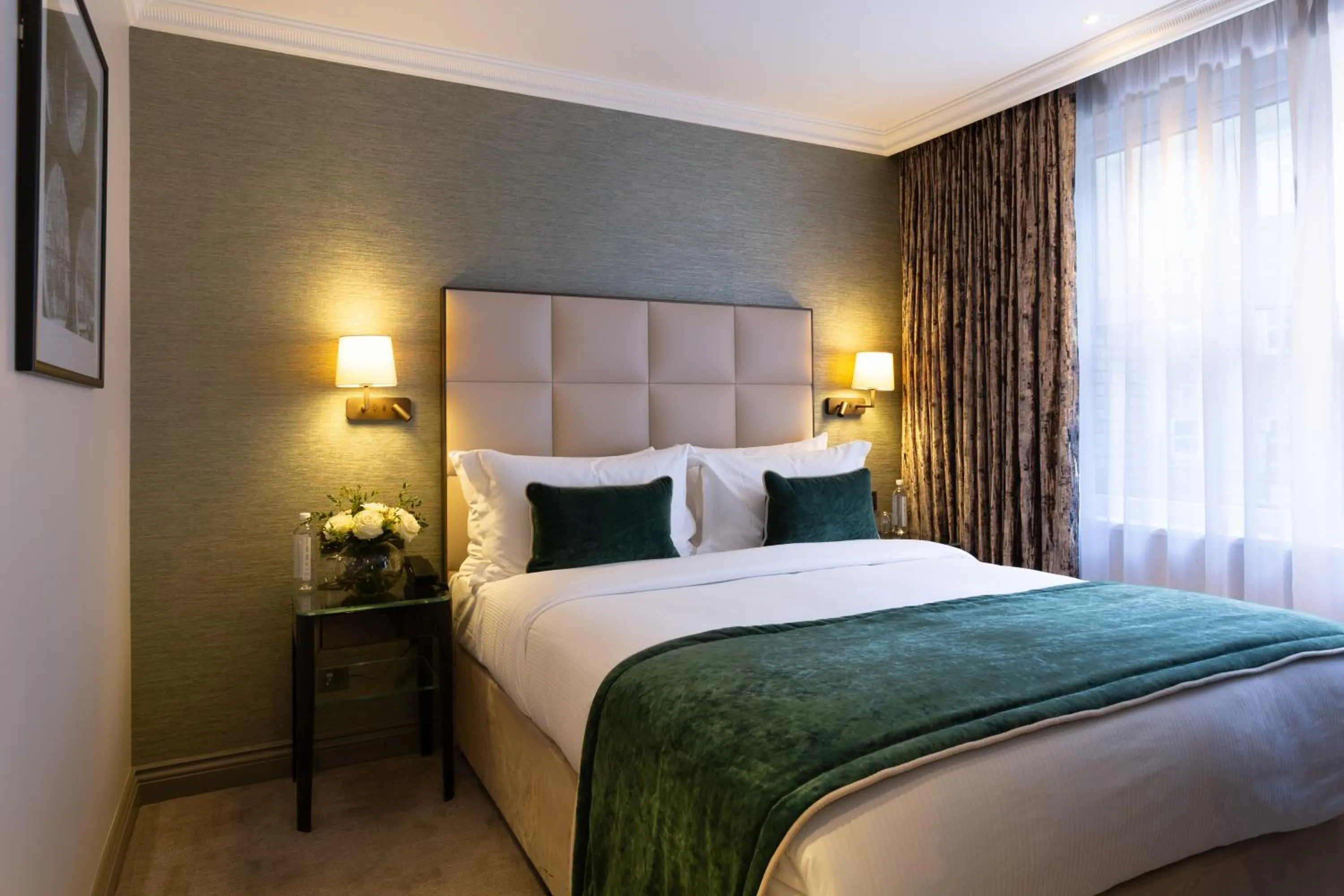 Bedroom, Bed in The Rathbone Hotel, Fitzrovia