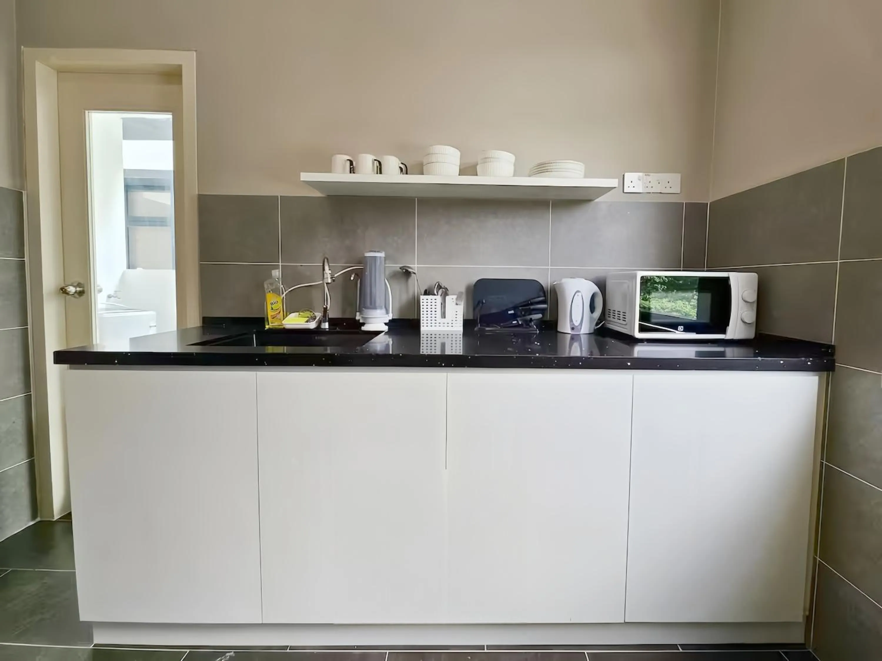 Kitchen or kitchenette in The Cove Hillside Residence Ipoh