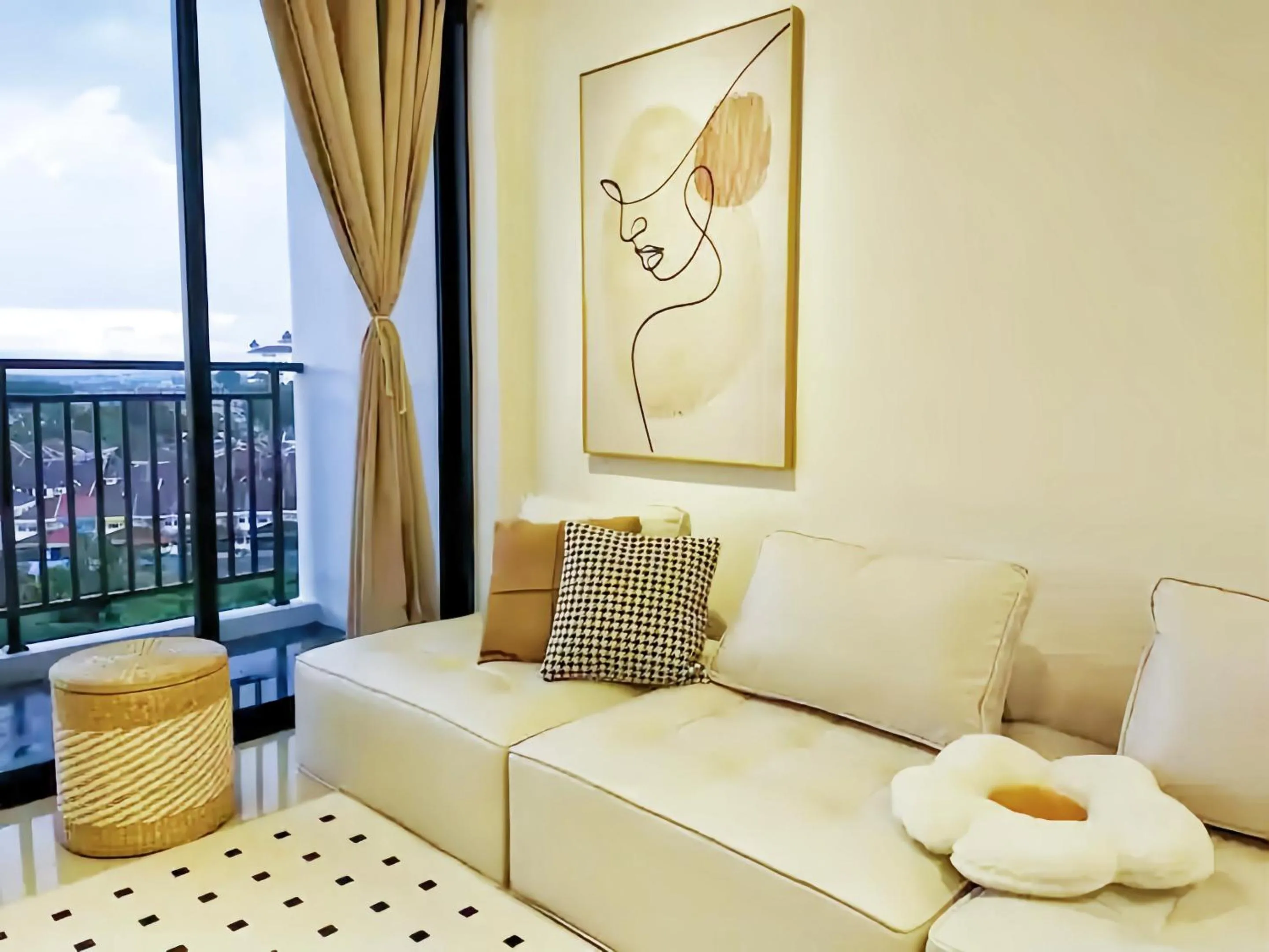 Balcony/Terrace, Bed in The Cove Hillside Residence Ipoh