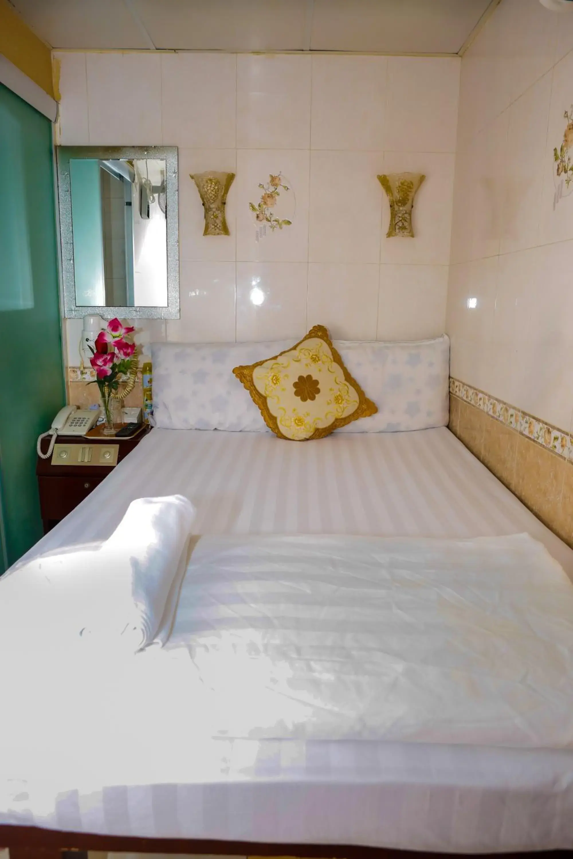 Bed in New Guangzhou Guest House Bed in New Guangzhou Guest House