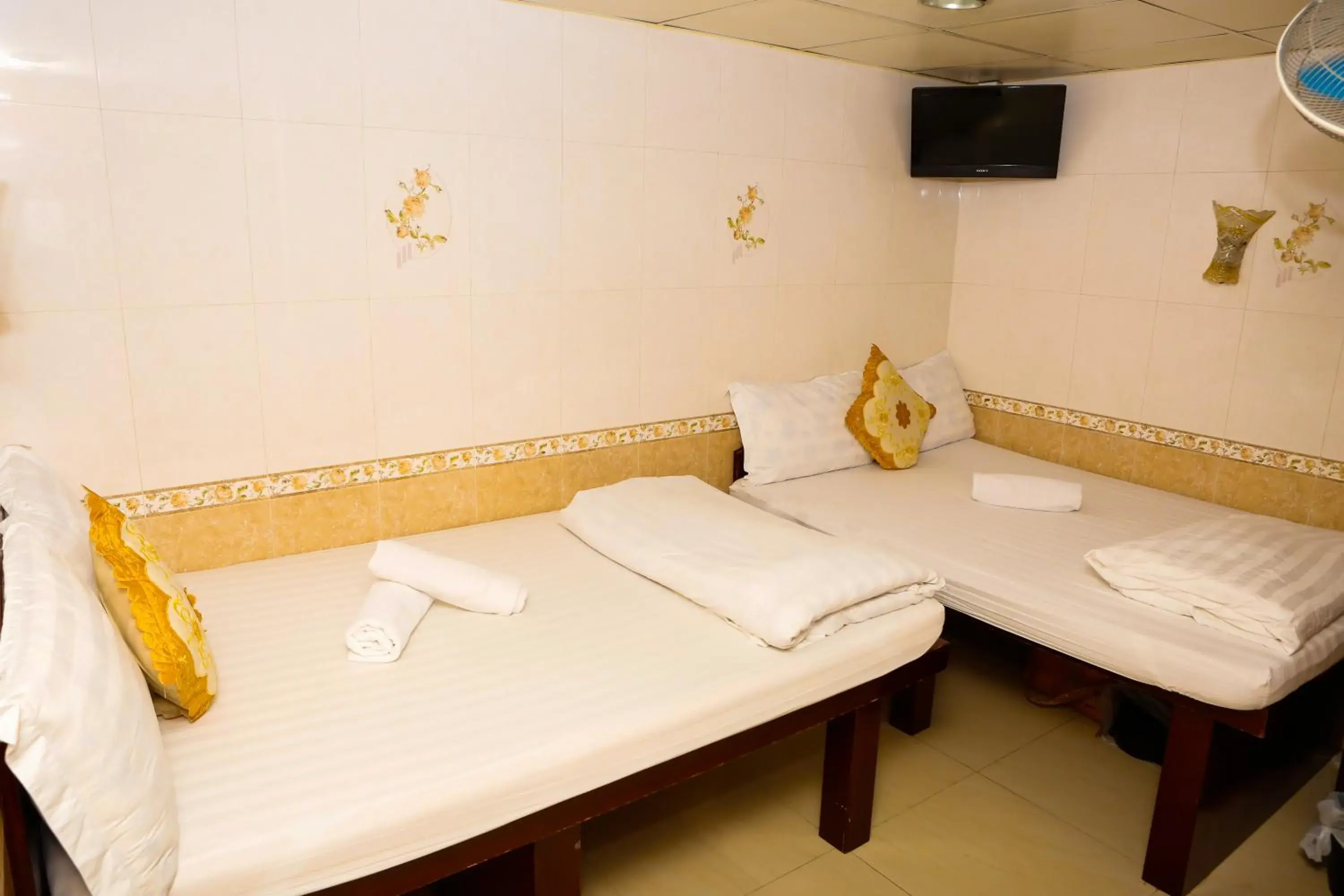 Living room, Bed in New Guangzhou Guest House Living room, Bed in New Guangzhou Guest House