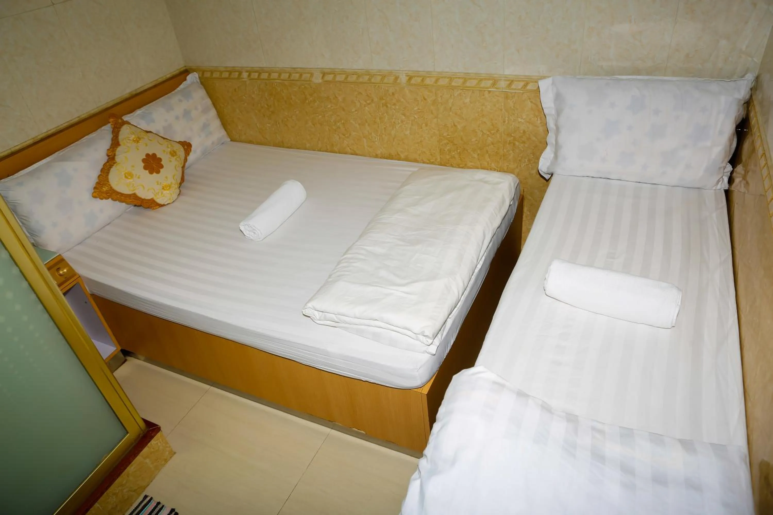 Bed in New Guangzhou Guest House