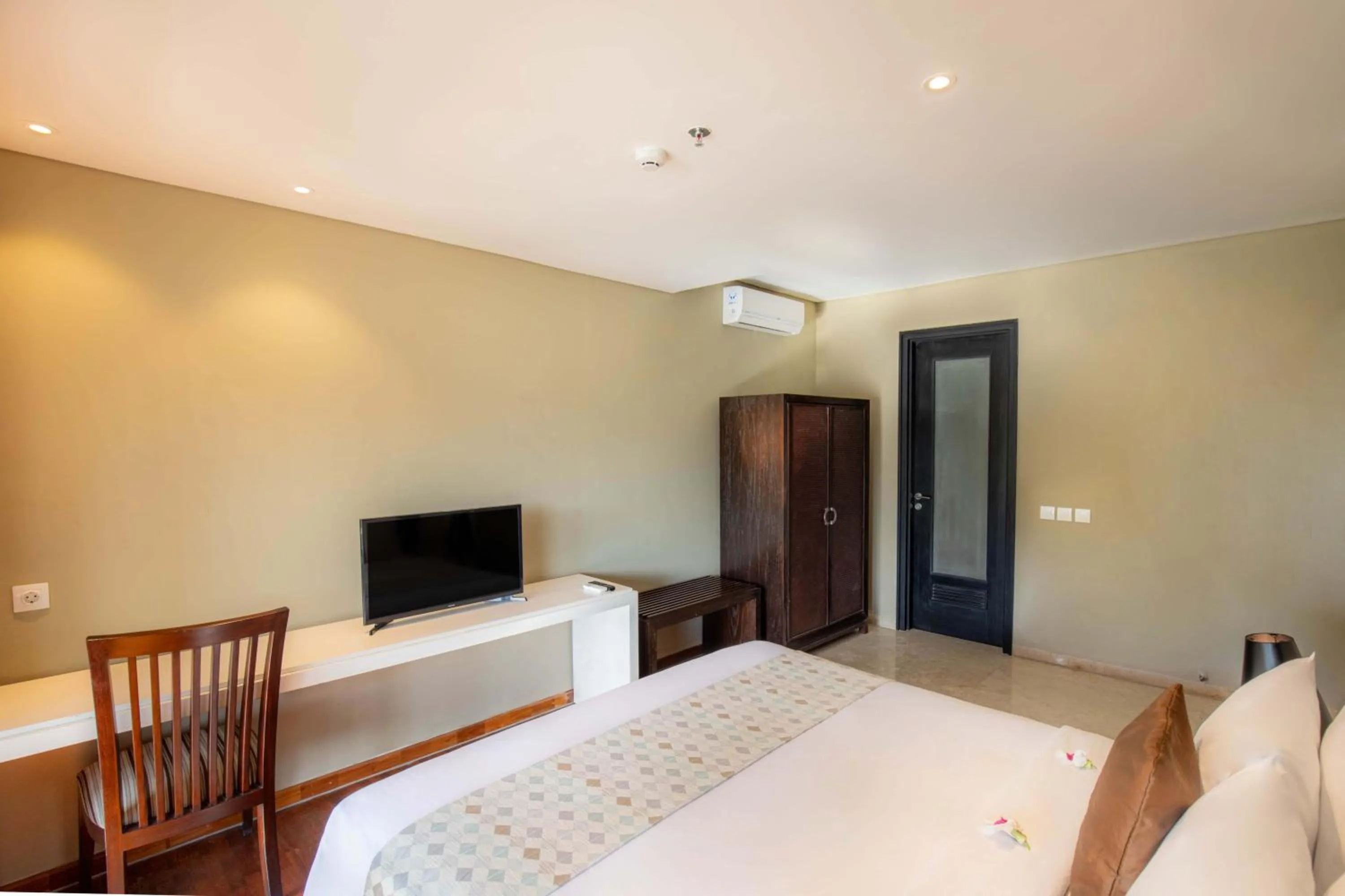 TV and multimedia, Bed in The Sterling Villas