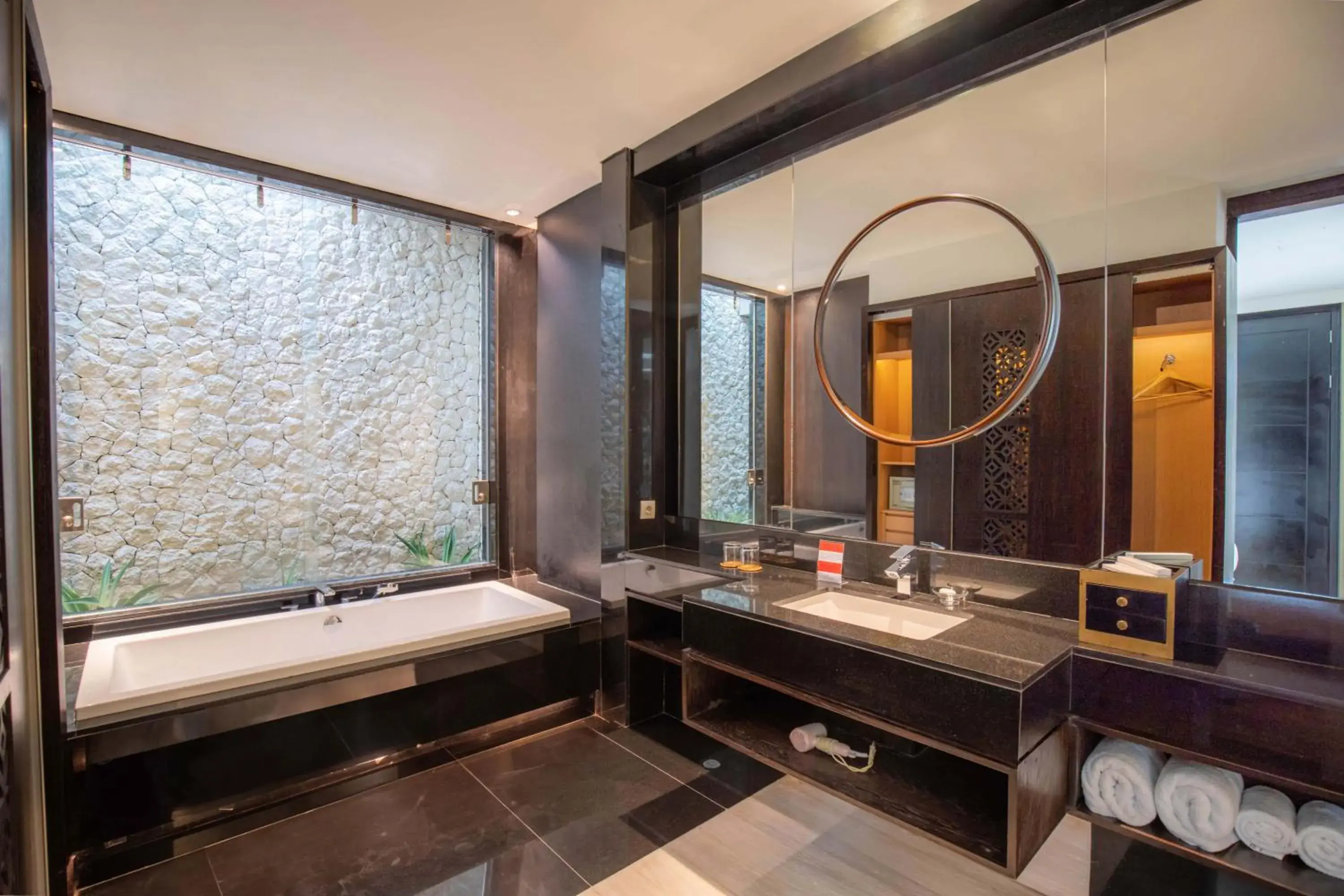 Three-Bedroom Villa in The Sterling Villas Three-Bedroom Villa in The Sterling Villas