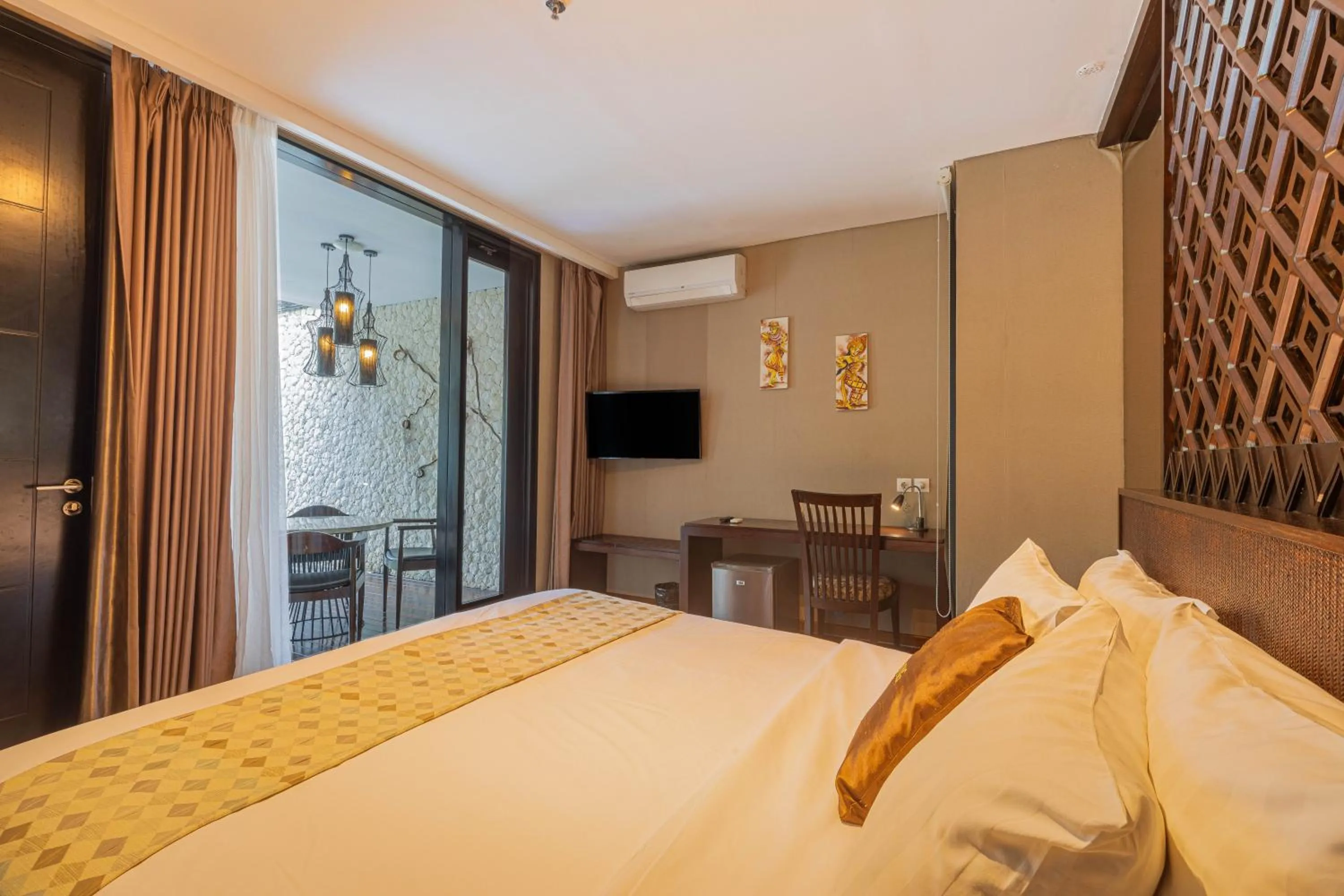 Bed in The Sterling Villas