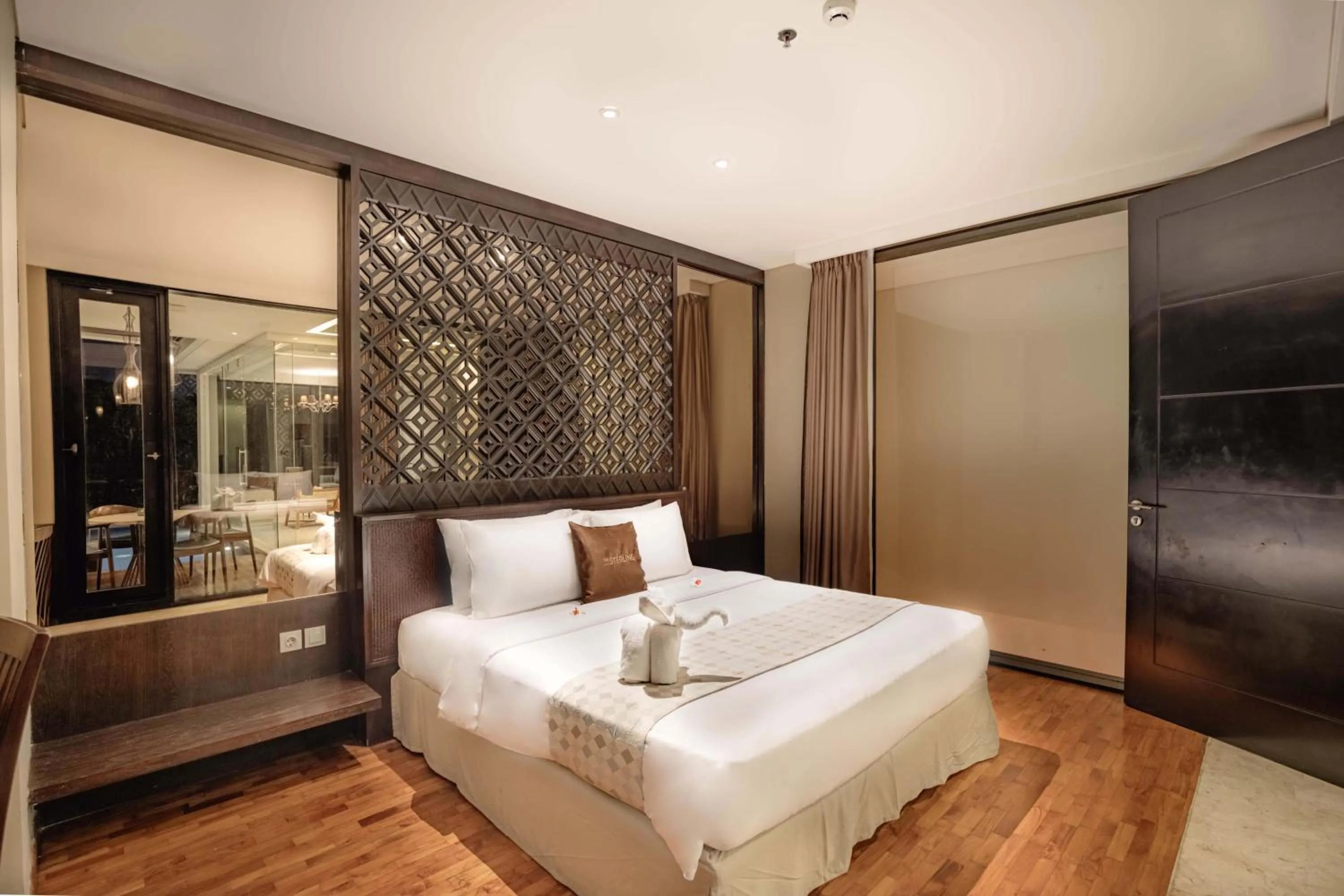 Bed in The Sterling Villas