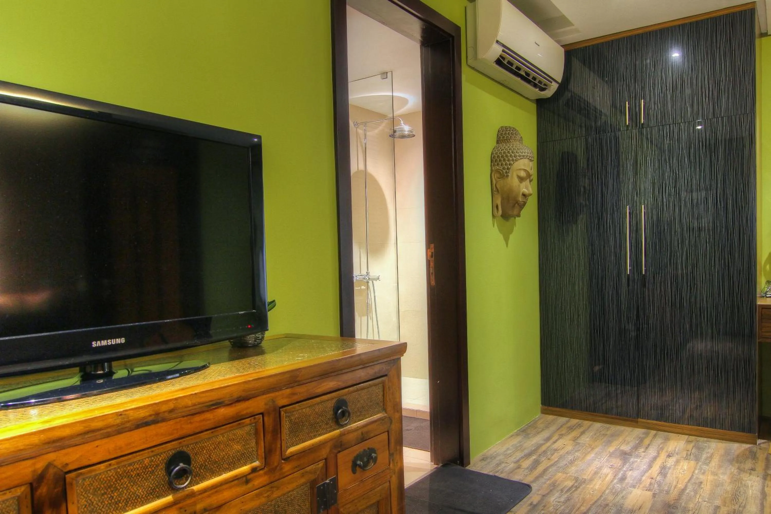 TV and multimedia in Boracay Beach Houses