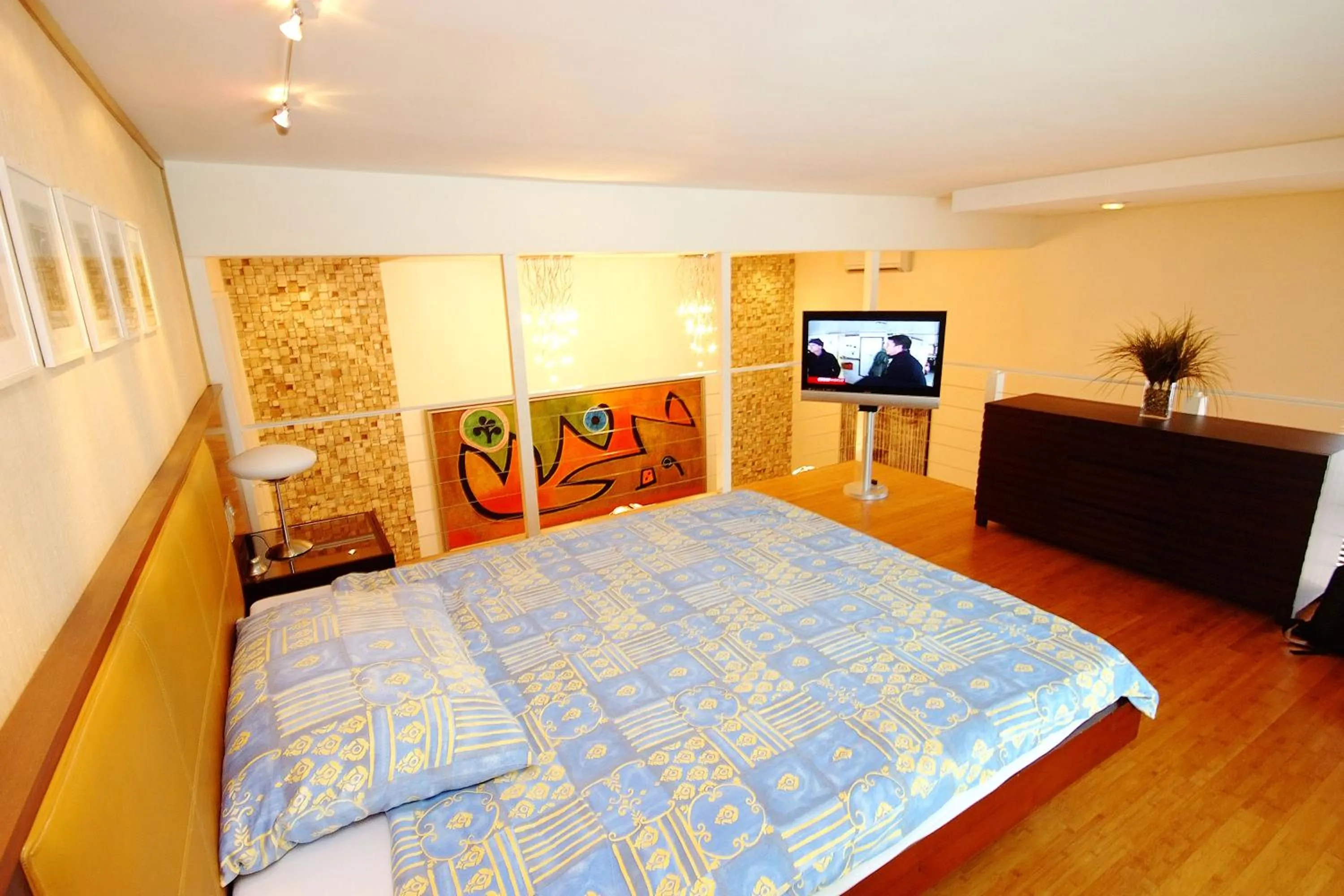 Photo of the whole room, Bed in Boracay Beach Houses