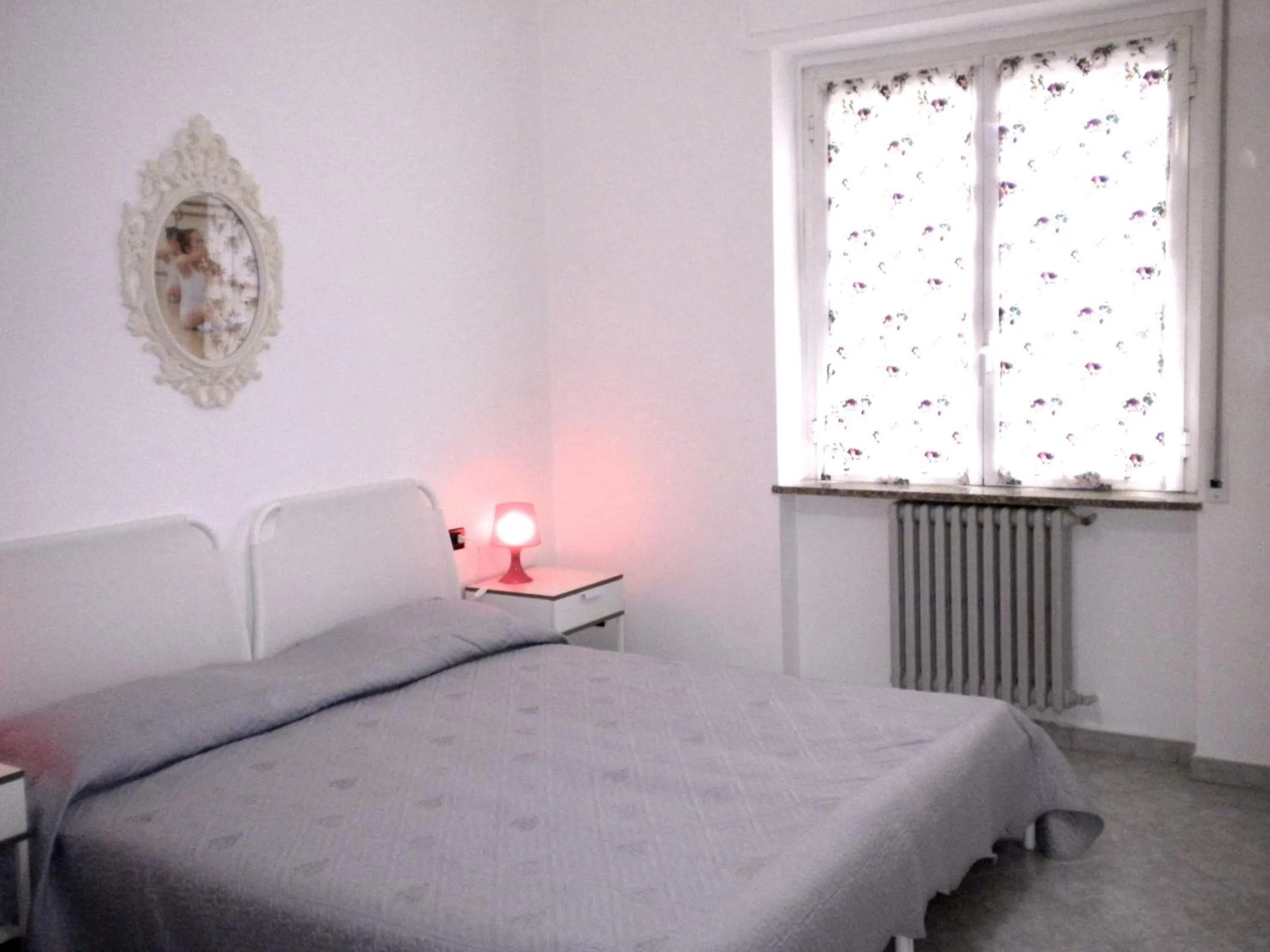 Photo of the whole room, Bed in Top Suit Uno - Guest house