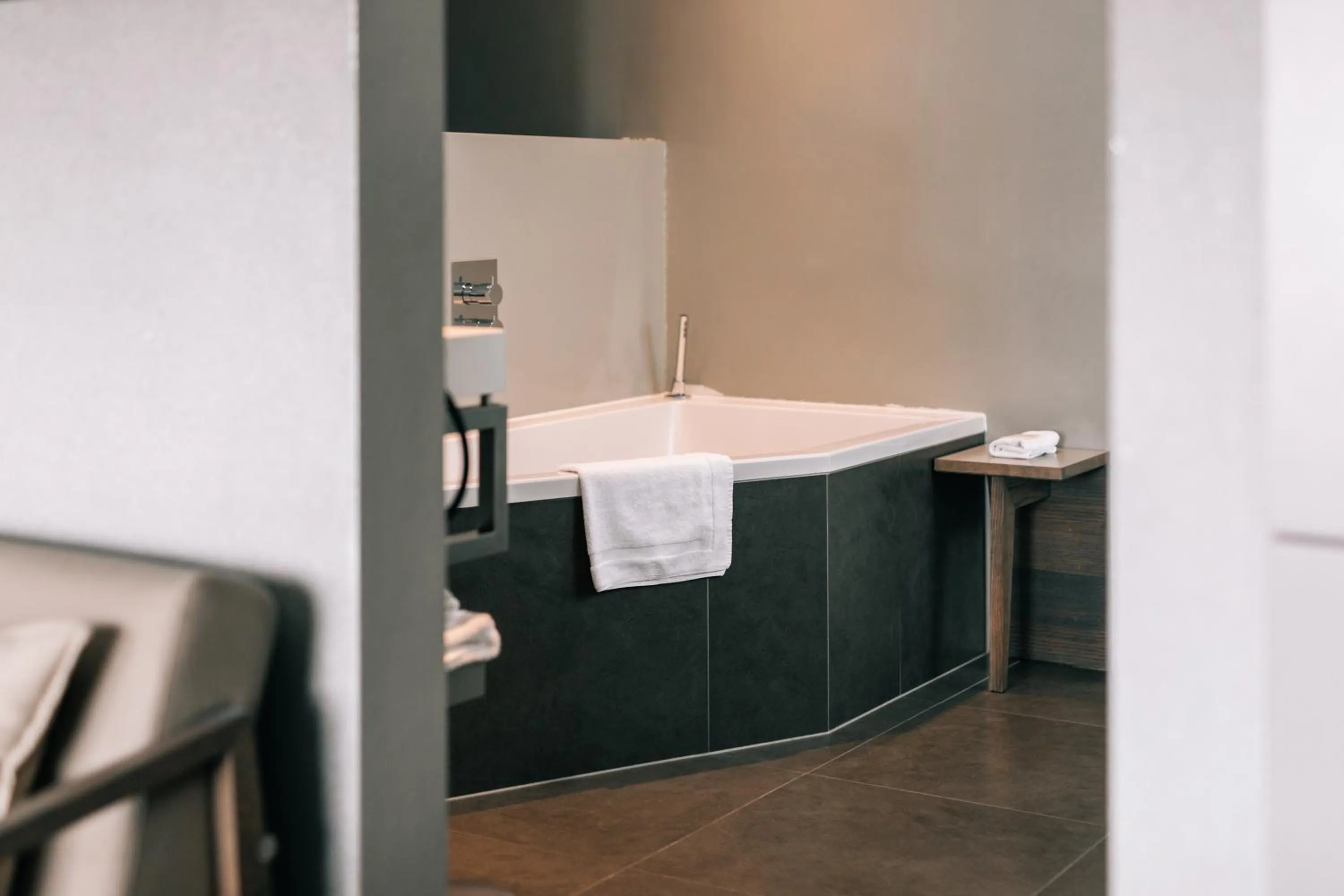 Bathroom in Asgard Hotel