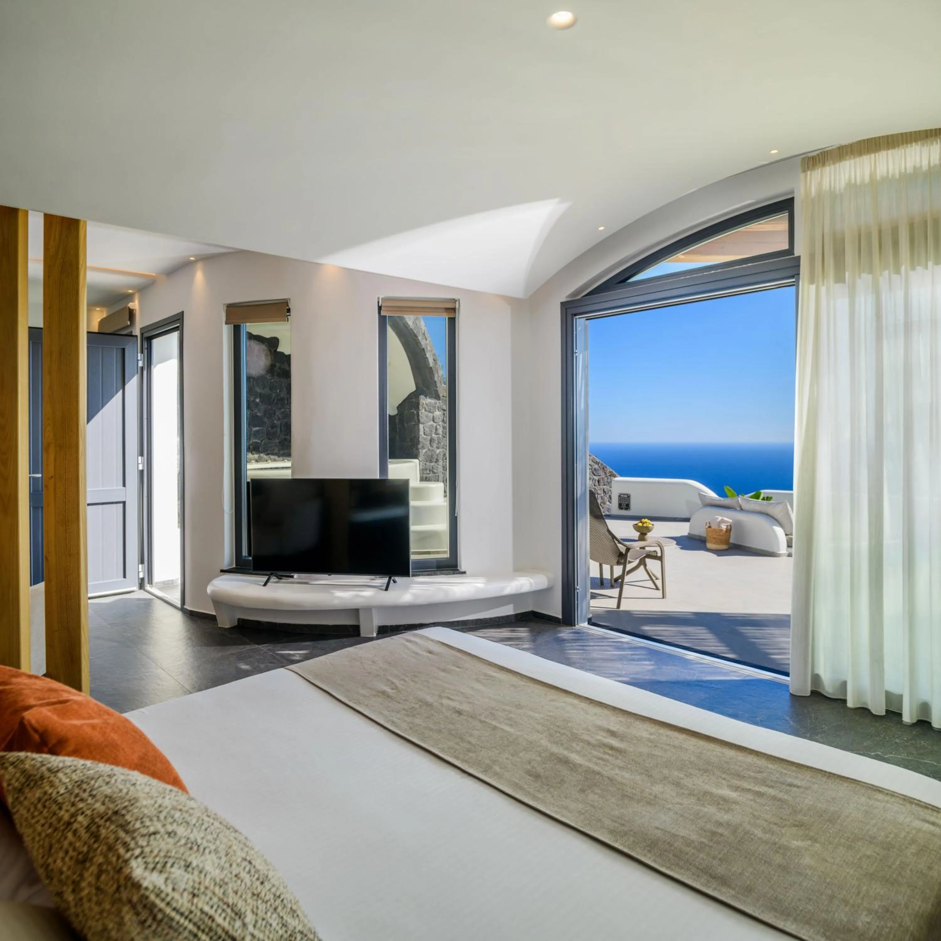 Bed in Secret Path Luxury Villas