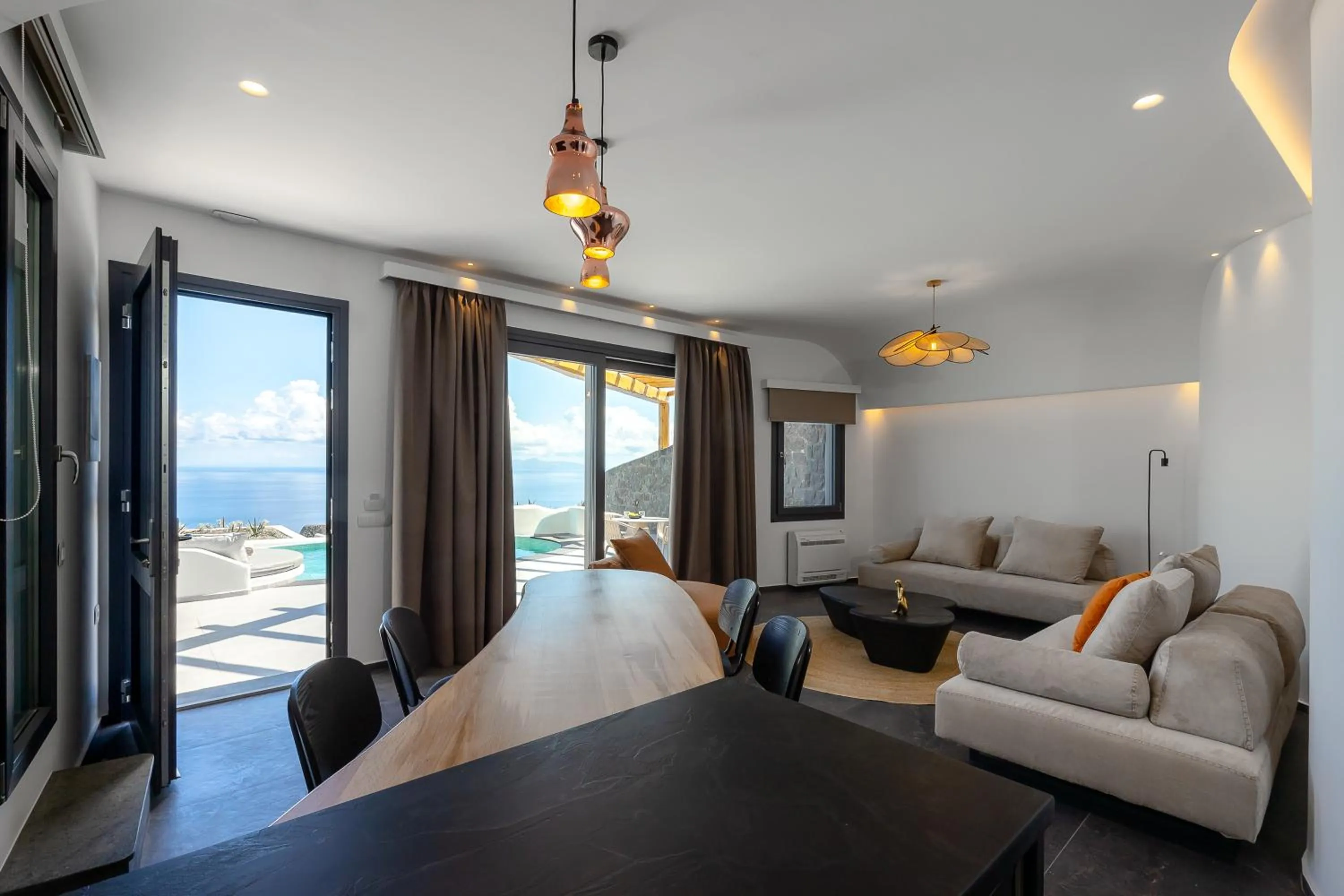 TV and multimedia in Secret Path Luxury Villas