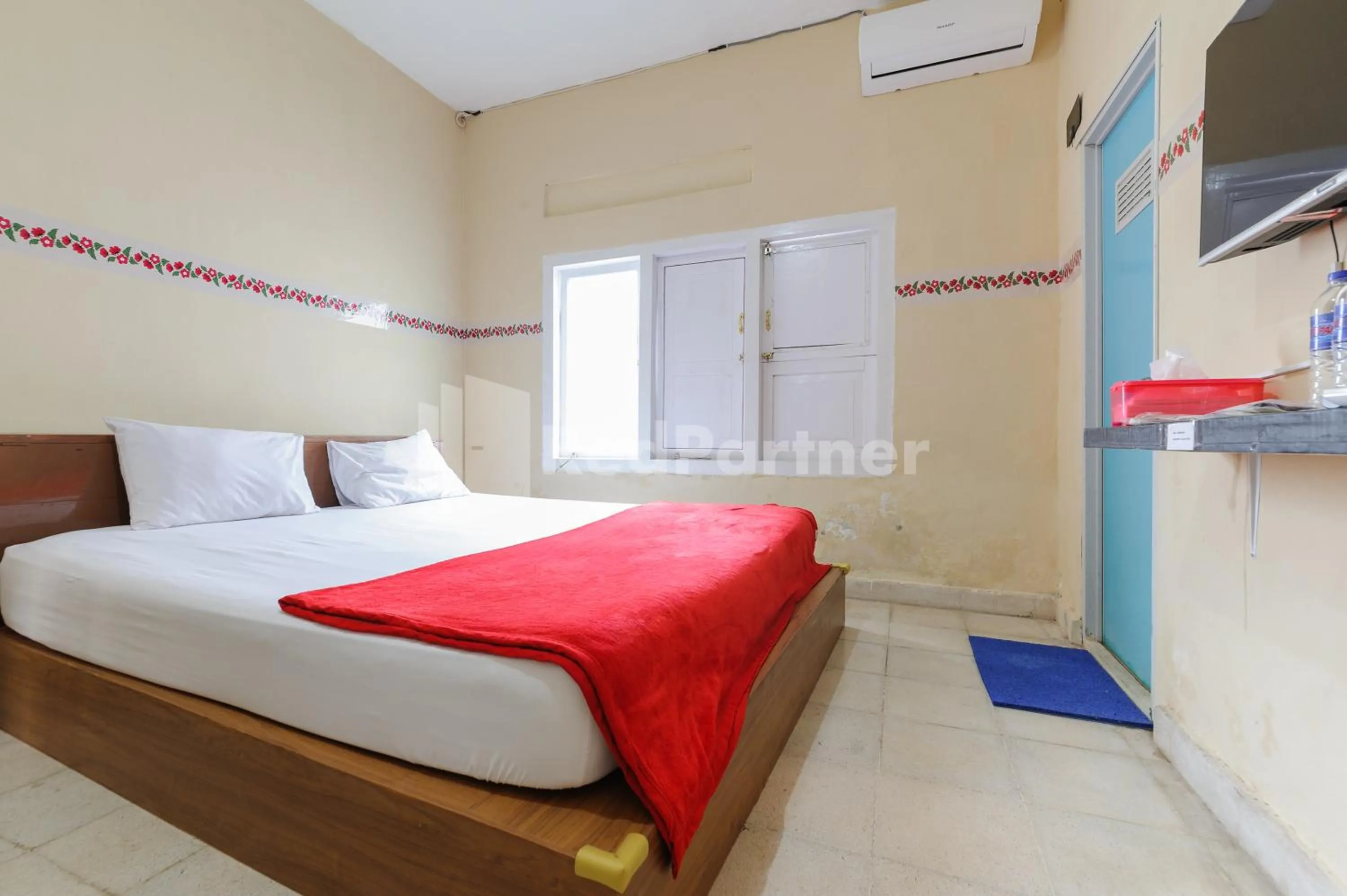 Bedroom, Bed in Arwana Inn Lampung Mitra RedDoorz