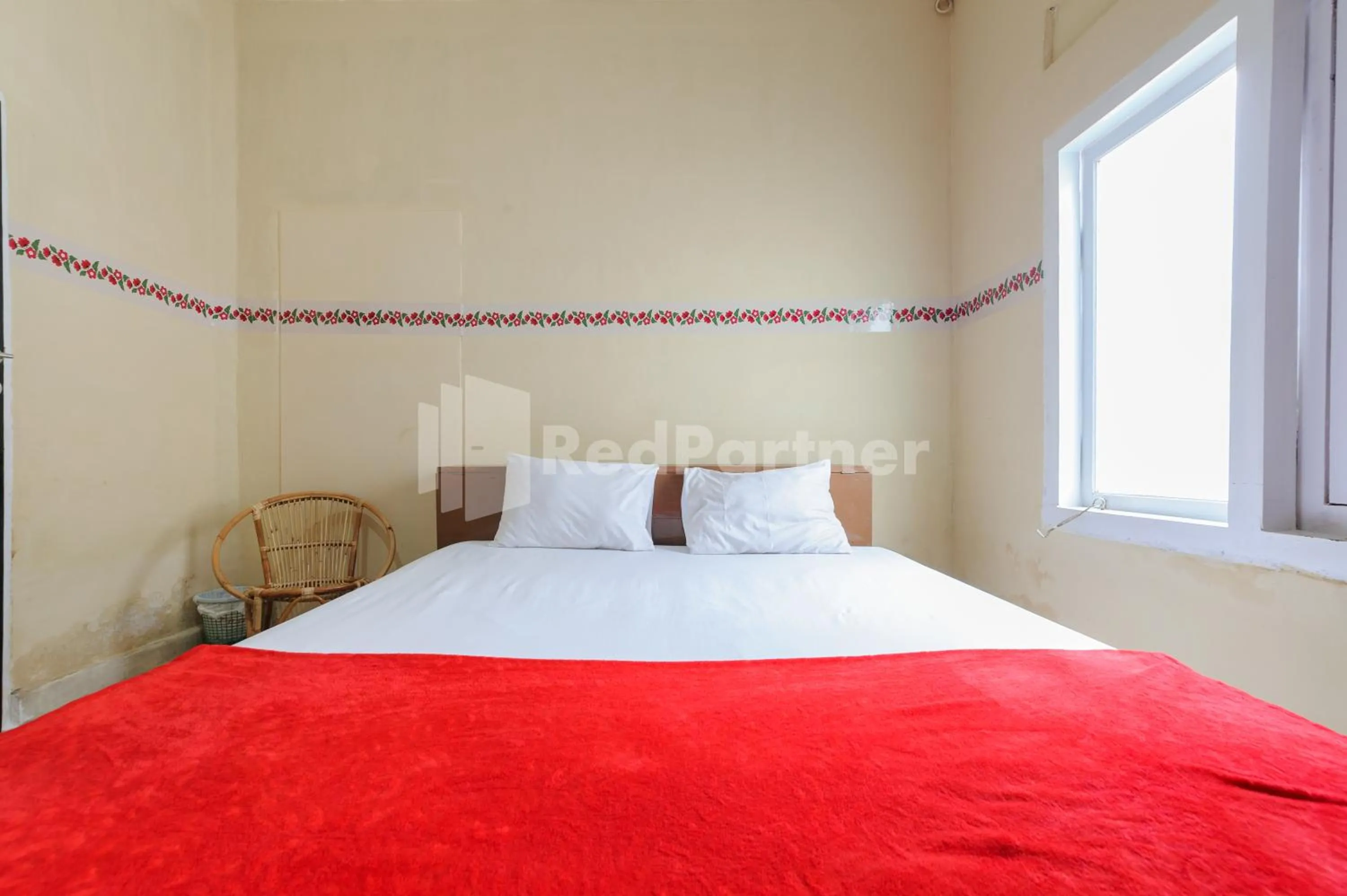 Bedroom, Bed in Arwana Inn Lampung Mitra RedDoorz