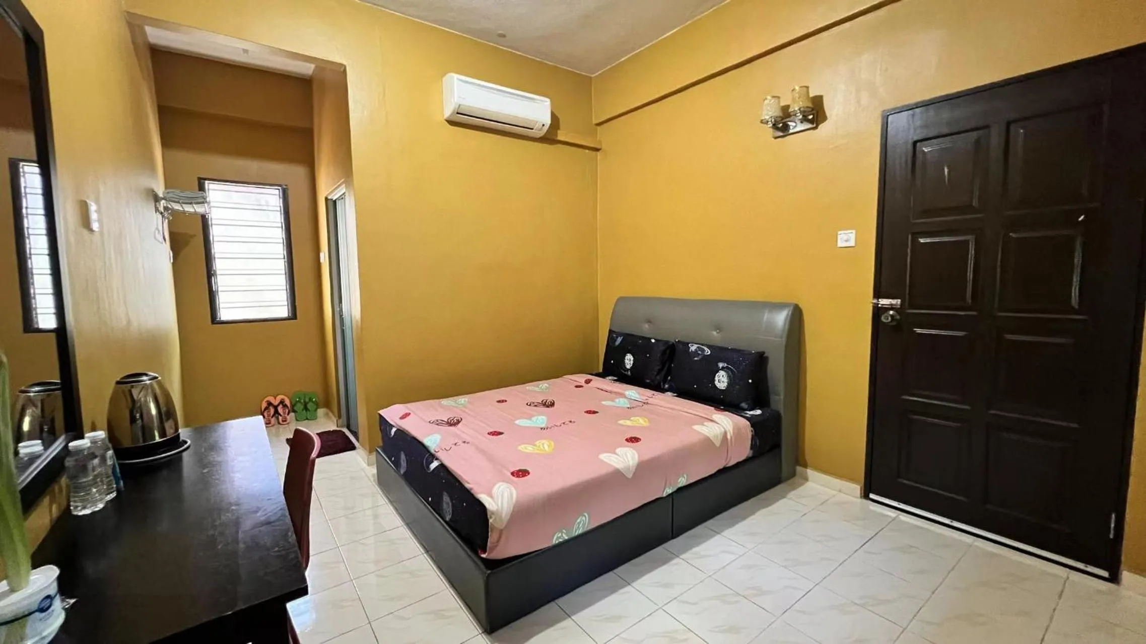 Bed in Country house Pulai Holiday Village