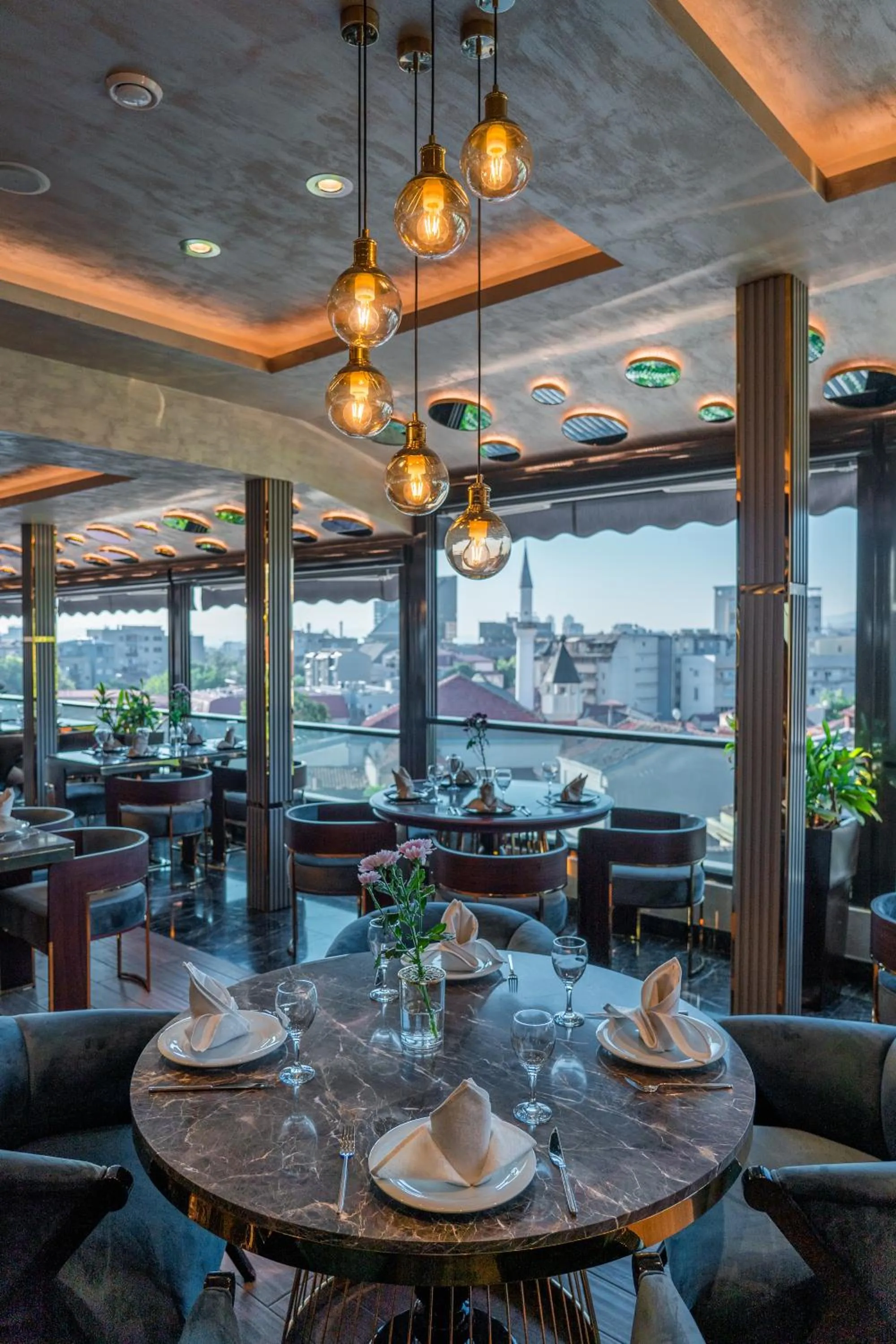 Restaurant/places to eat in Bushi Resort & SPA