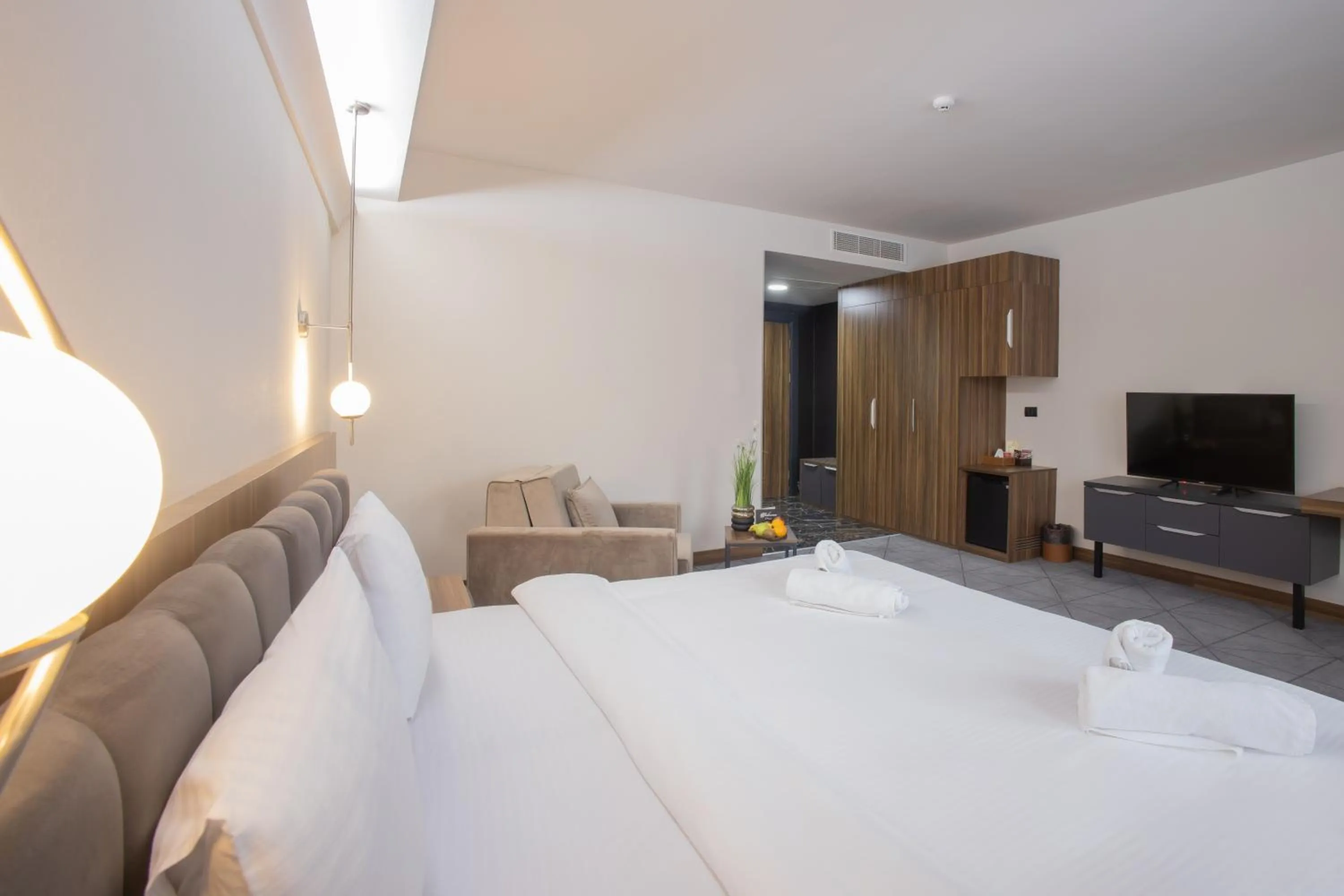 Bed in Bushi Resort & SPA