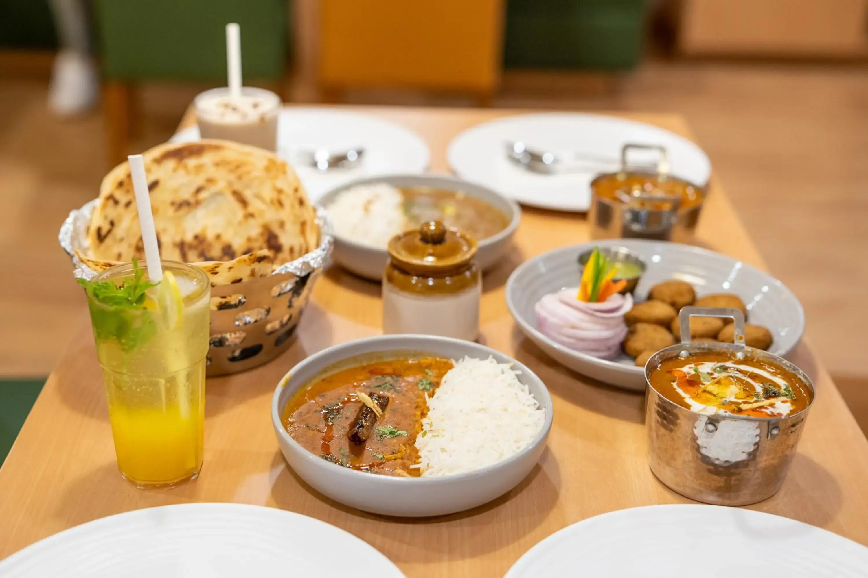 Food and drinks in Bloom Hotel - CR Park Food and drinks in Bloom Hotel - CR Park