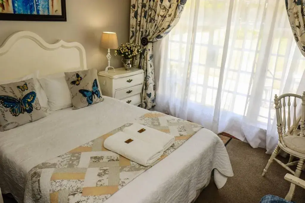 Two-Bedrooms with Shared Bathroom - single occupancy in Aberdeen House Two-Bedrooms with Shared Bathroom - single occupancy in Aberdeen House