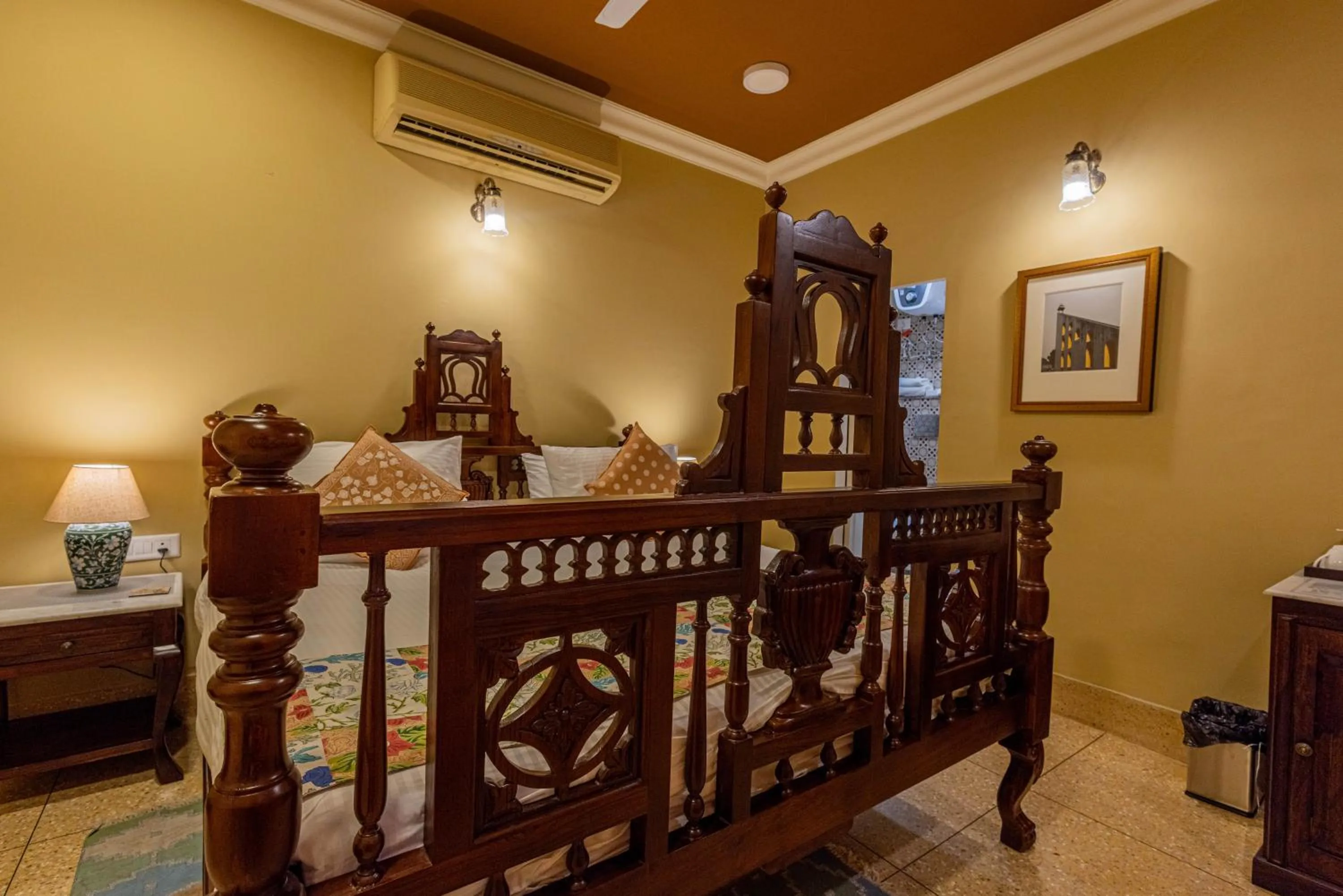 Bedroom in Sheel Mahal- Near Hawa Mahal