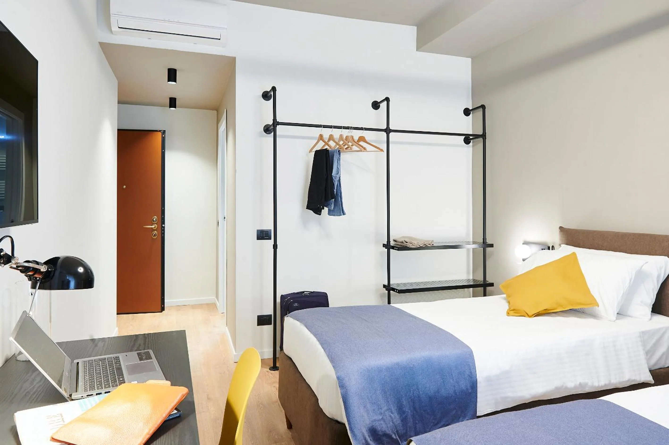 TV and multimedia, Bed in VEGA RIBBON