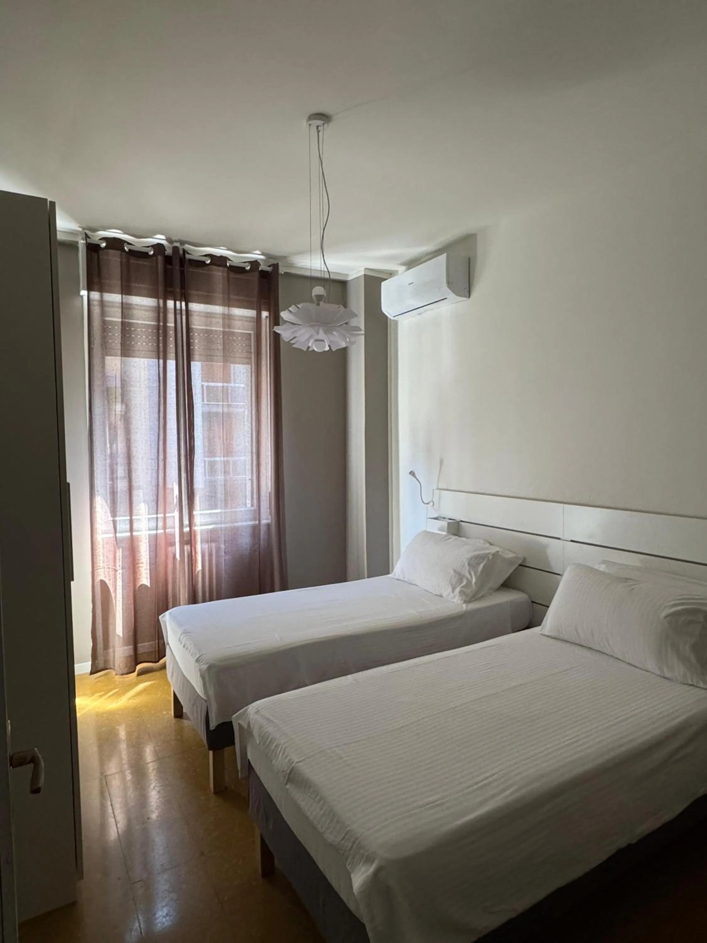 Photo of the whole room, Bed in VEGA RIBBON